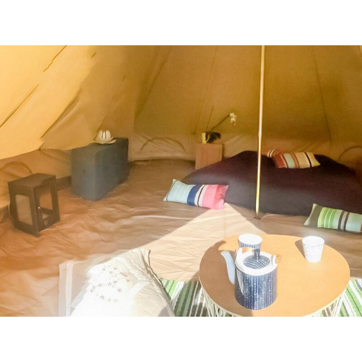 Smartbox Séjour insolite de 2 jours en tipi près de Lille - Coffret Cadeau Séjour