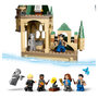 Voir la diapositive 7 : LEGO Harry Potter 76413 - Poudlard : la Salle sur Demande,  Jouet Château Fort avec Figurine Serpent de Feu Modulable, Construction Les Reliques de la Mort