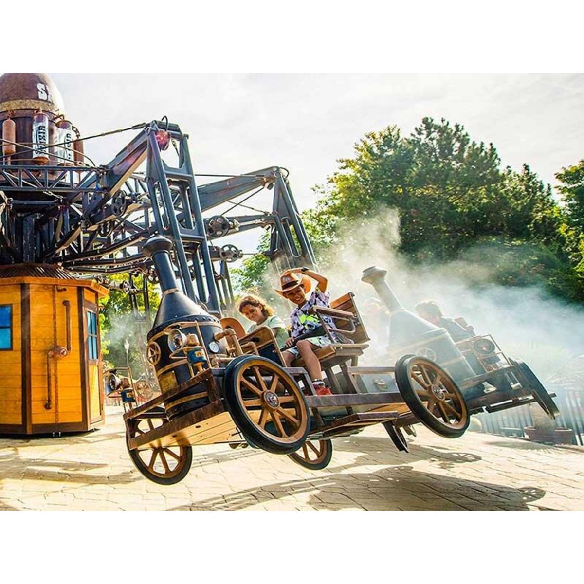 Smartbox Entrée à Walibi Belgium en 2025 pour 1 adulte et 1 enfant - Coffret Cadeau Sport & Aventure
