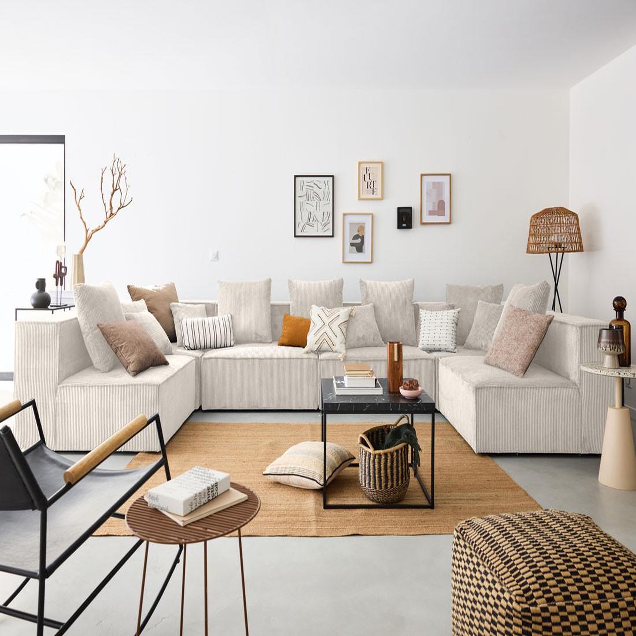 Voir la diapositive 2 : BEST MOBILIER Colombine - canapé modulable panoramique - 7 places - en velours côtelé