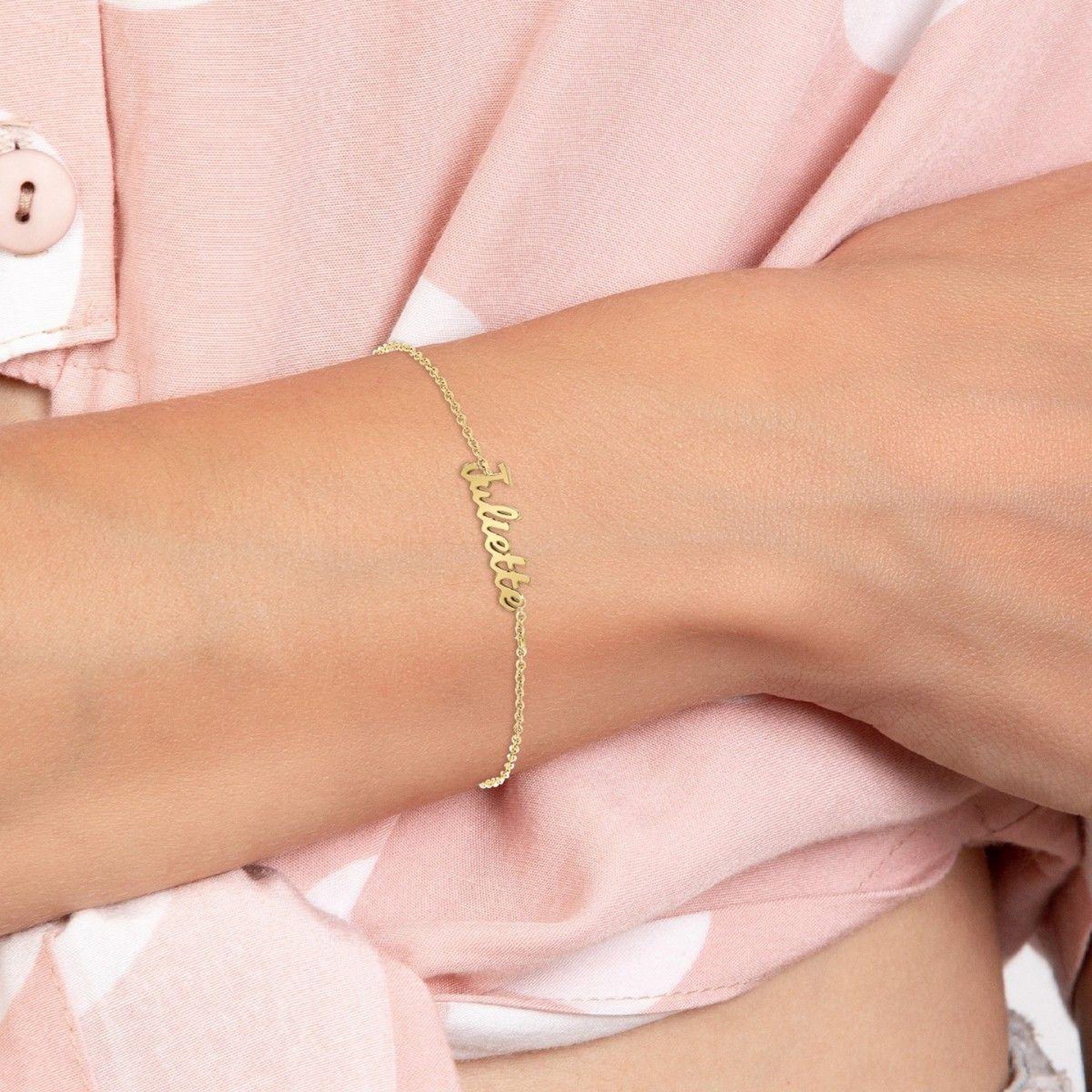 Voir la diapositive 2 : SC CRYSTAL Juliette - Bracelet prénom