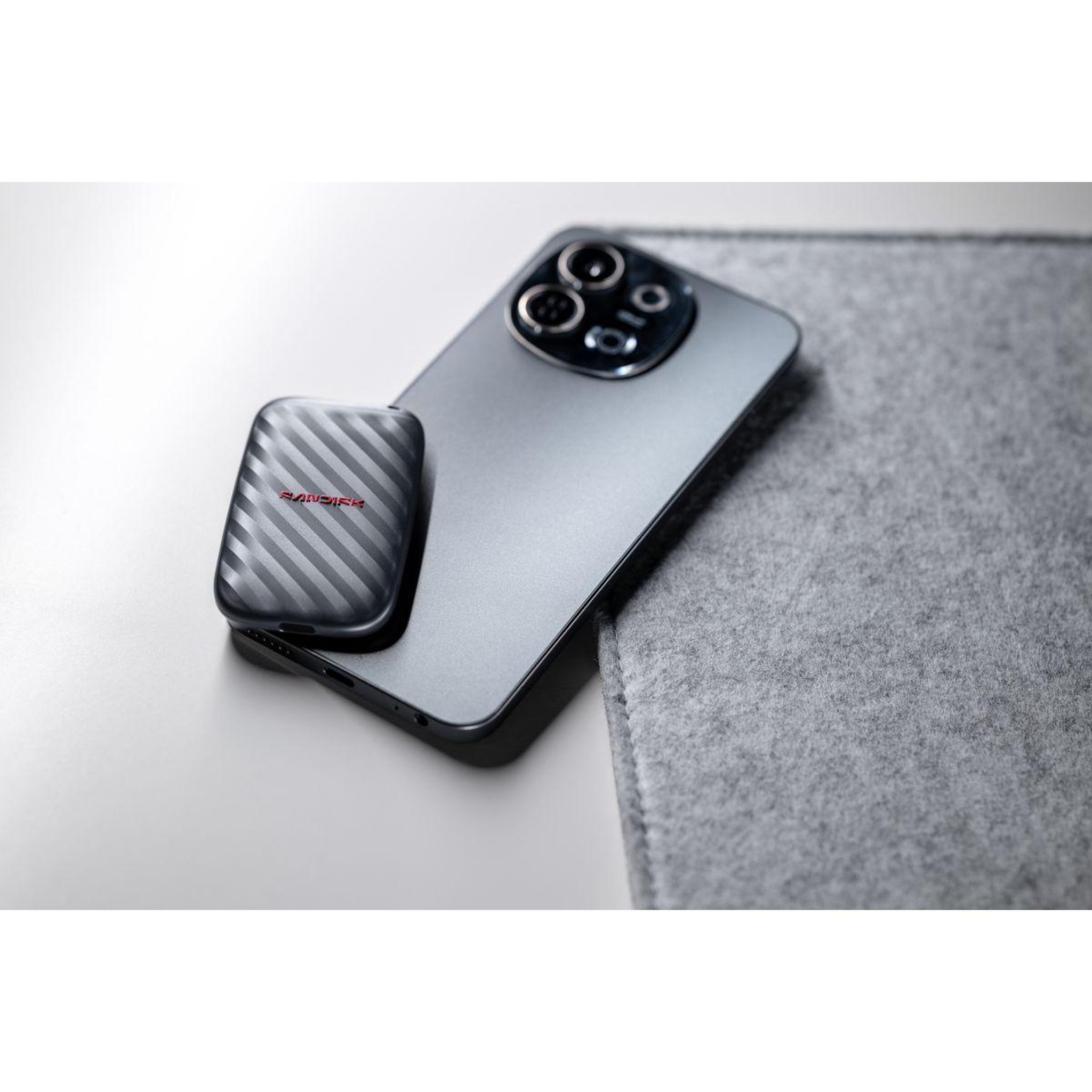 Voir la diapositive 4 : SANDISK Disque portable 500 Go