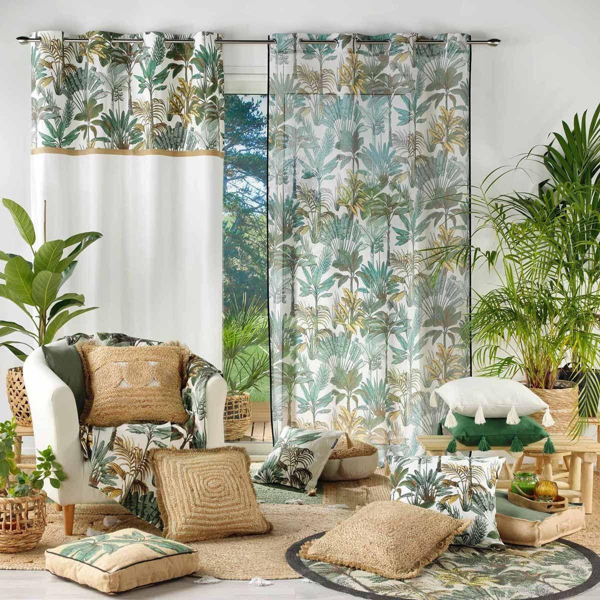 Voir la diapositive 4 : Douceur d'Intérieur Tapis déco à pompons  balinesia  120cm naturel