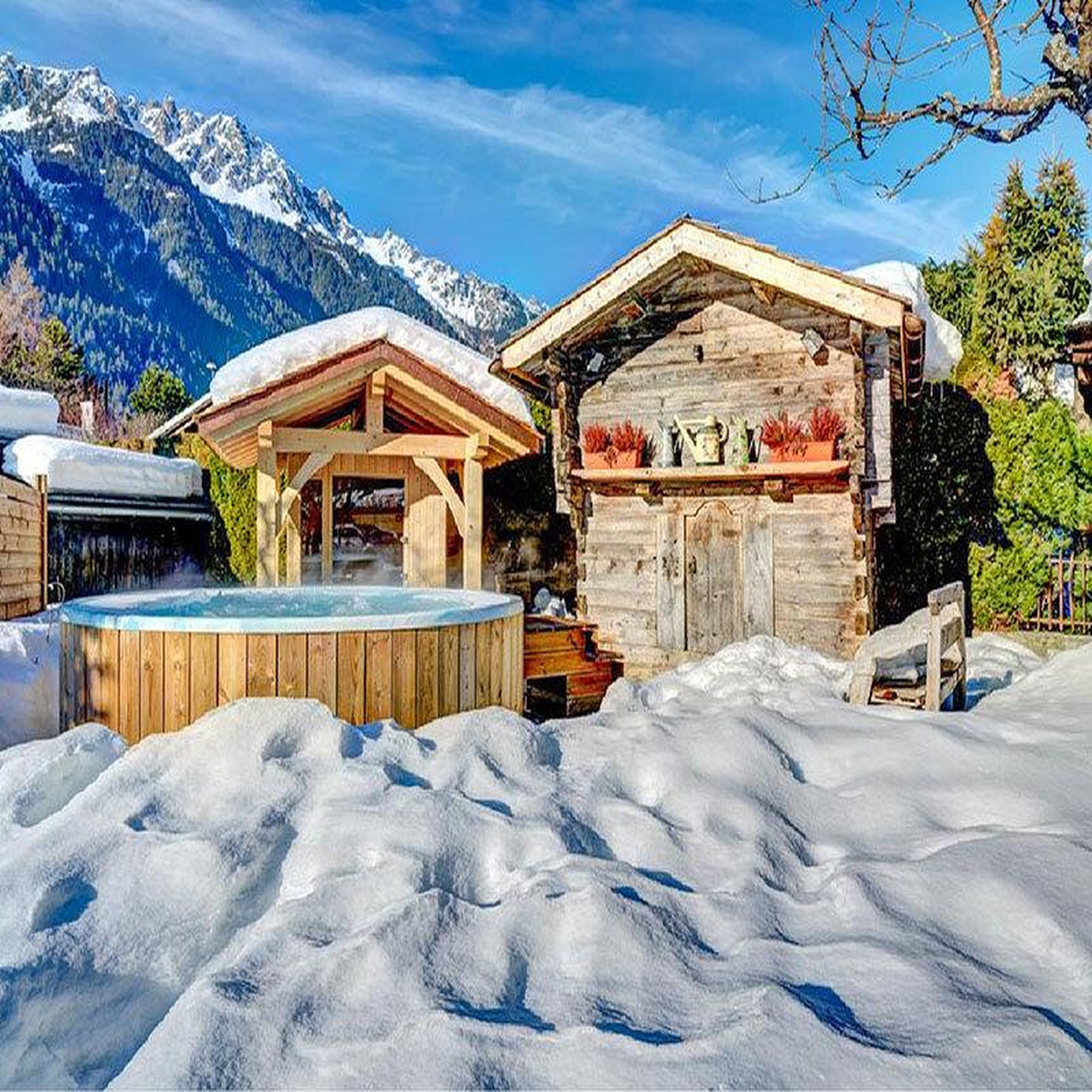 Voir la diapositive 4 : Smartbox 2 jours en chalet-hôtel de charme avec dégustation et espace détente à chamonix - coffret cadeau séjour