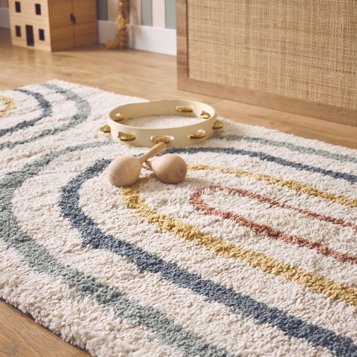 SWEEEK Tapis enfant arc-en-ciel, tapis intérieur crème et multicolore, poils longs shaggy