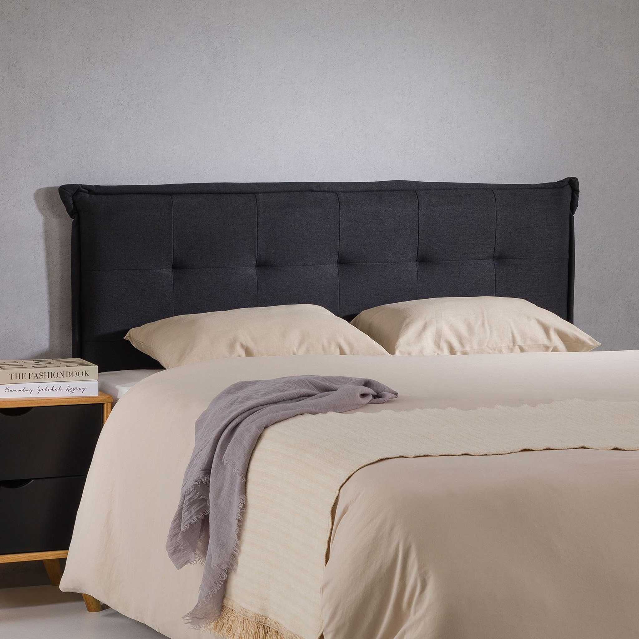 Voir la diapositive 4 : IDIMEX Tête de lit TIMOTHÉ 140 capitonnée sur pieds, en tissu