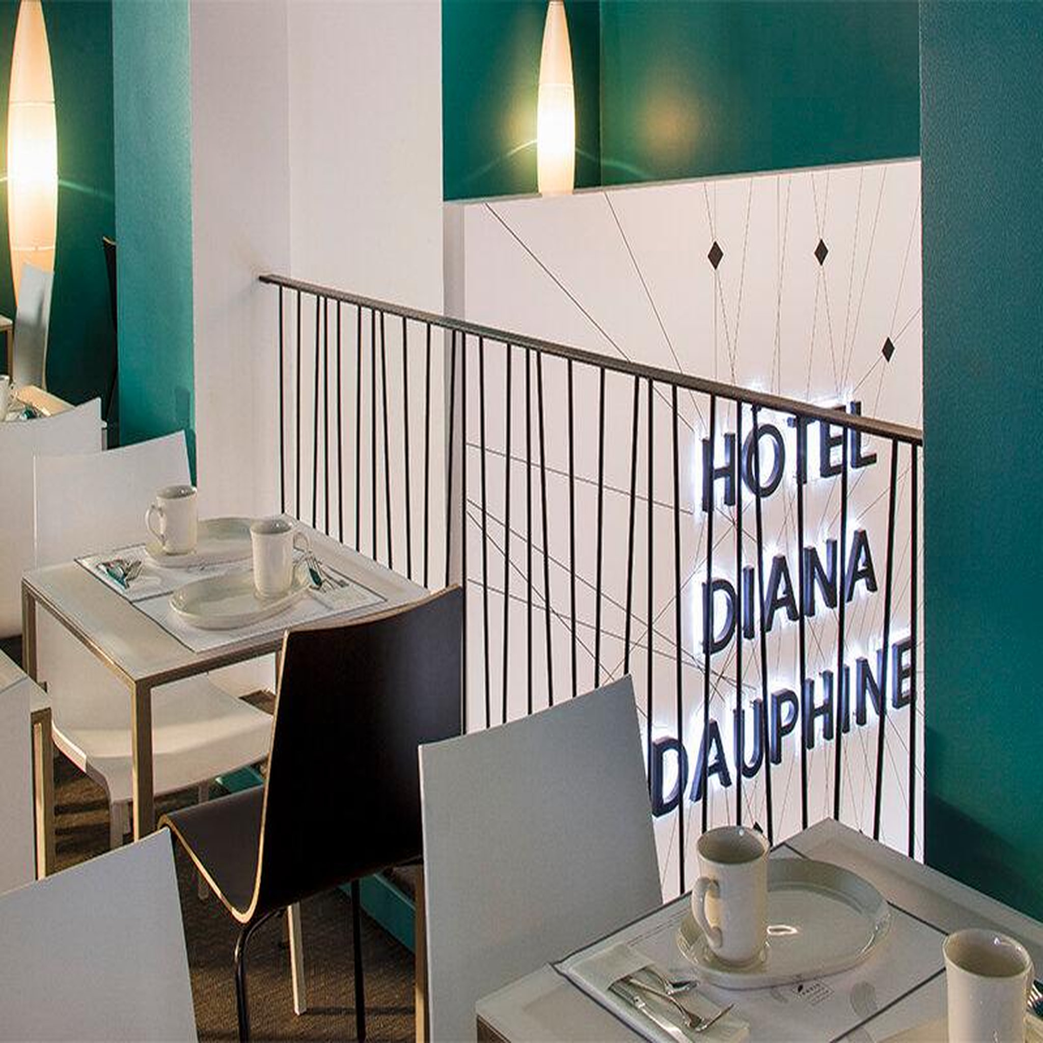 Voir la diapositive 3 : Smartbox 2 jours en hôtel 4* dans le centre-ville de strasbourg - coffret cadeau séjour