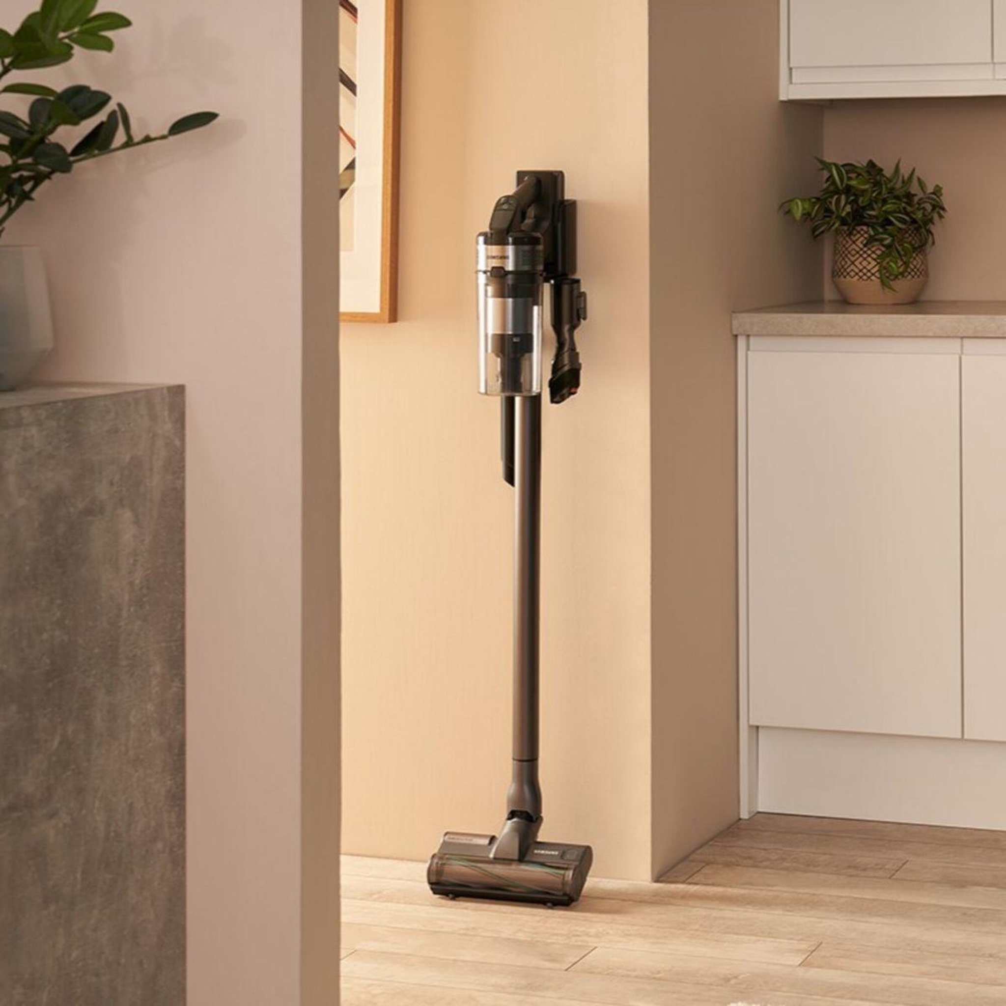 Voir la diapositive 5 : Samsung Aspirateur balai jet 75e pet vs20b75bgr4