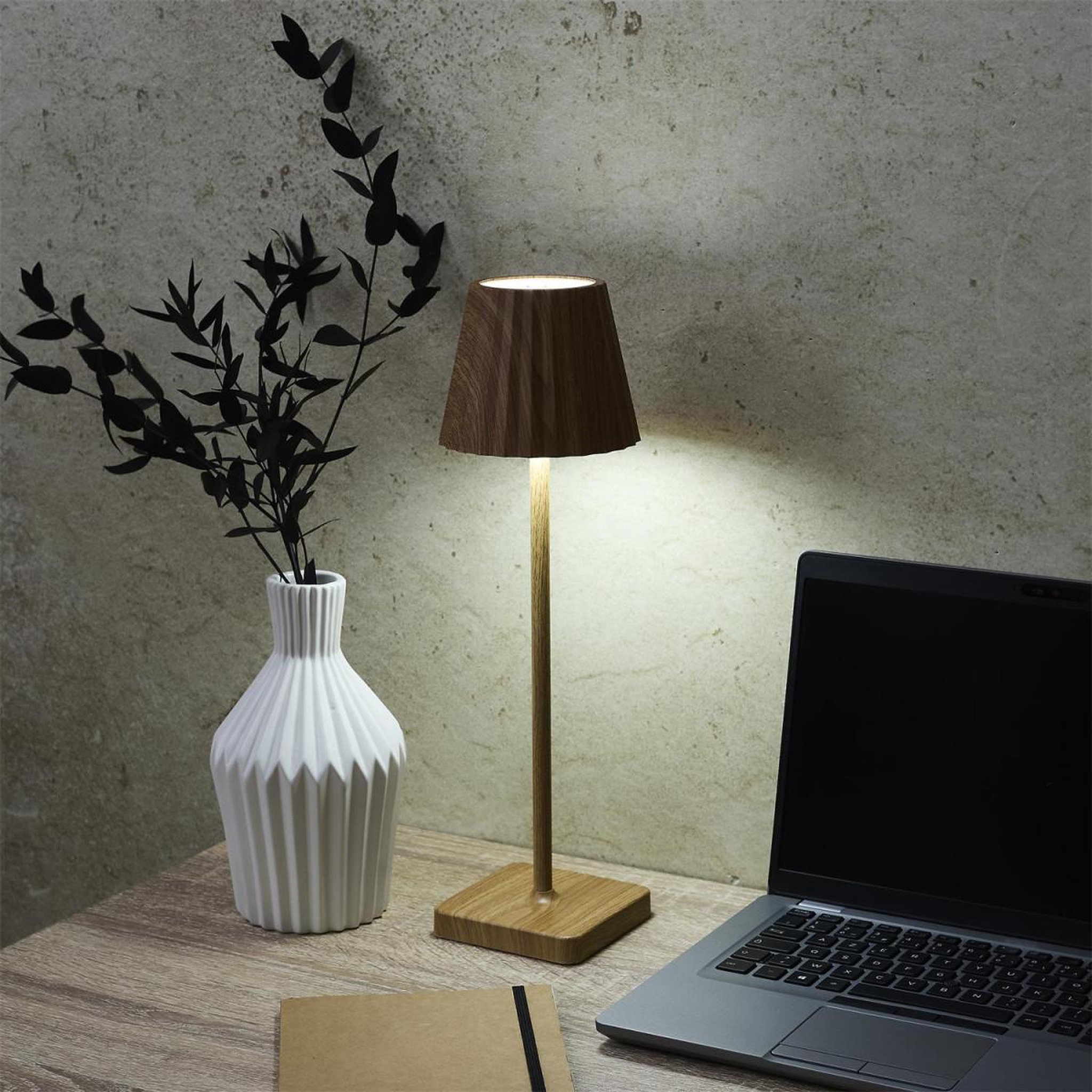 Voir la diapositive 6 : The Home Deco Factory Lampe à poser tactile effet bois  alana  36cm naturel