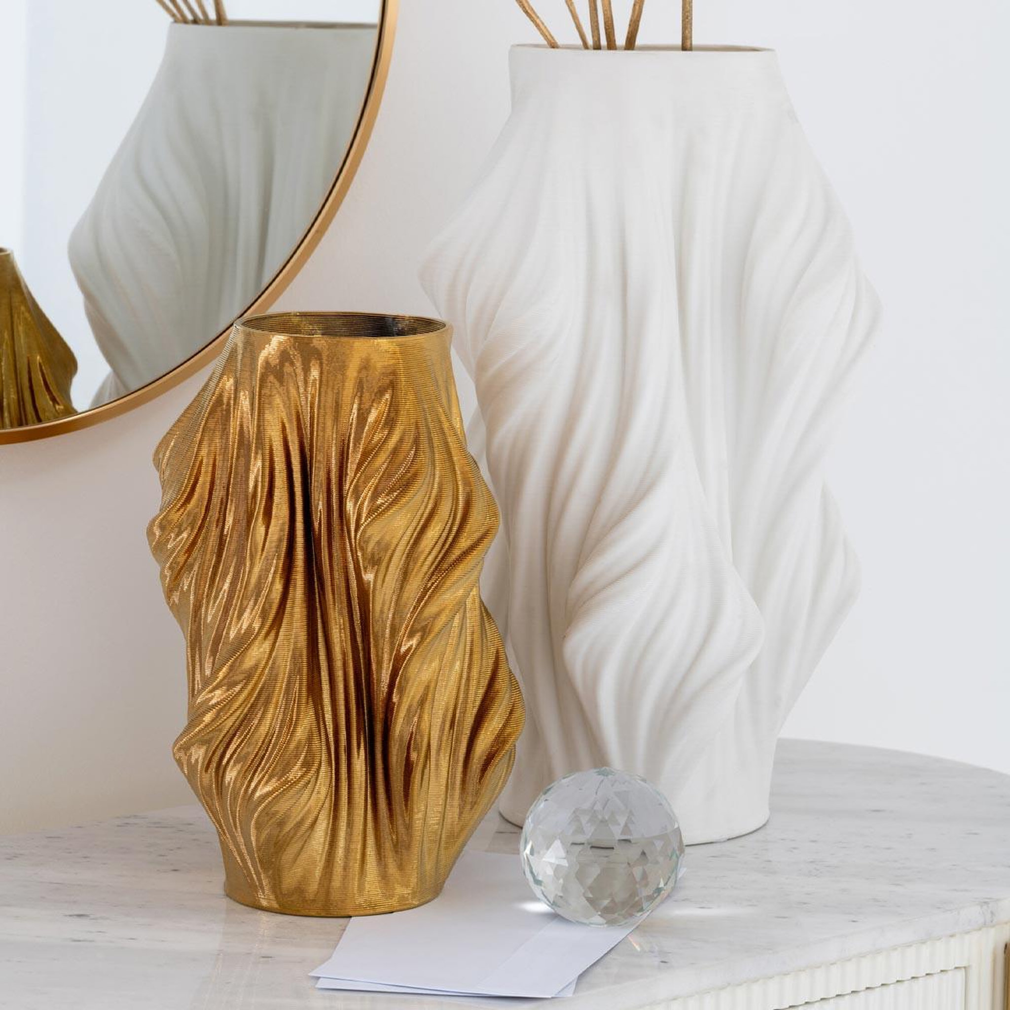 Voir la diapositive 3 : J-LINE Vase déco en porcelaine  impression 3d  28cm doré