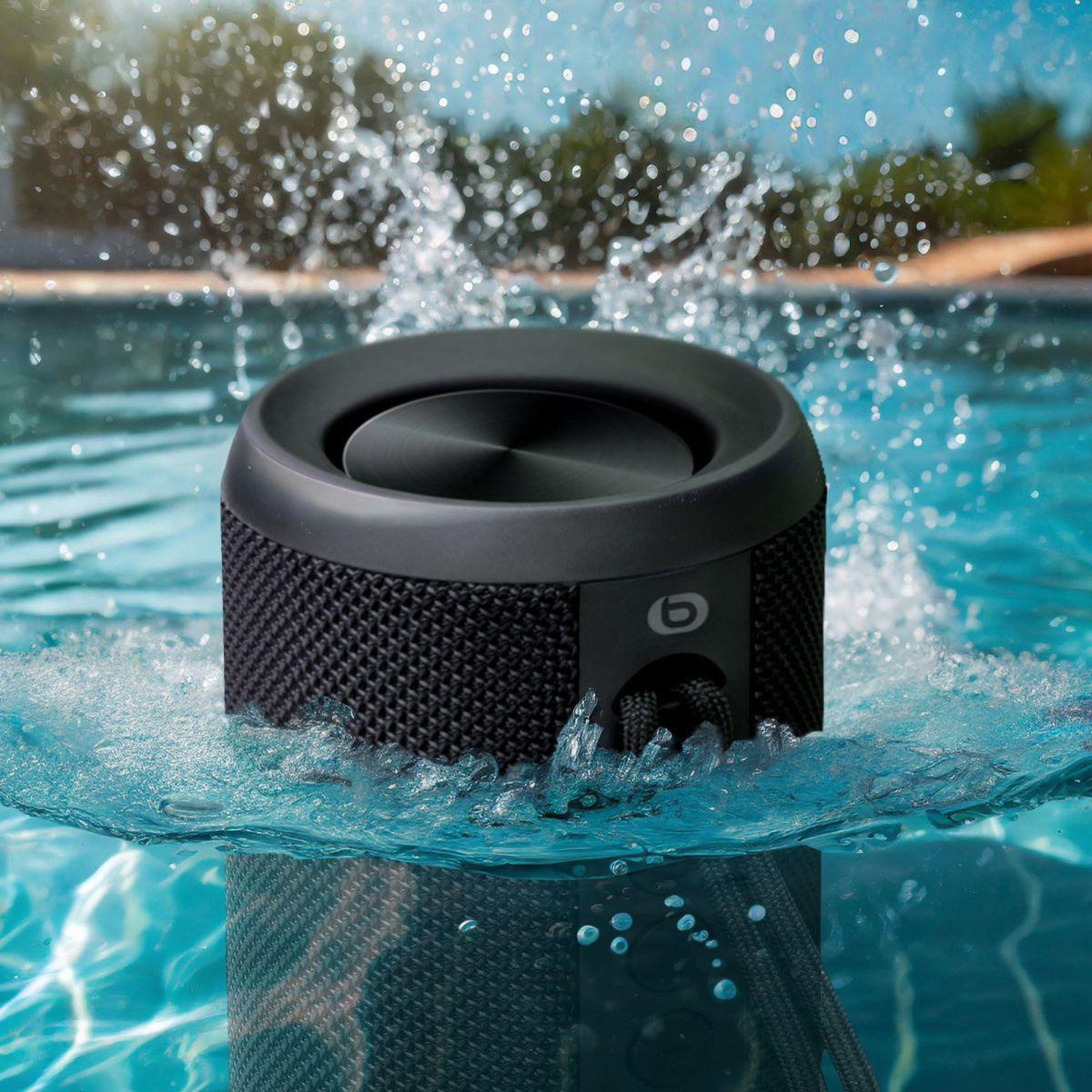 Voir la diapositive 4 : ESSENTIEL B Enceinte portable sb70 ecodesign noire usb-c