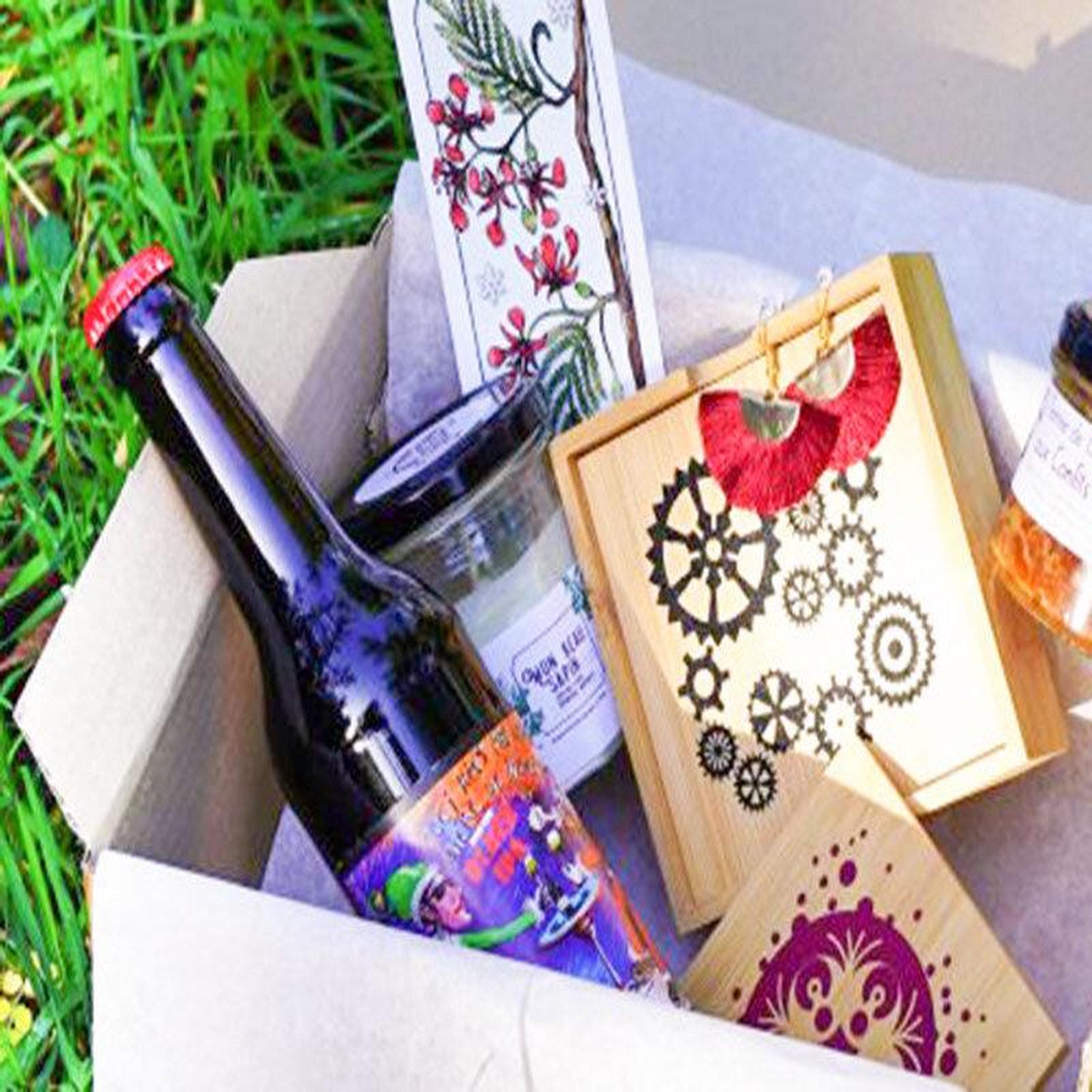 Voir la diapositive 2 : Smartbox Box surprise de produits locaux venant de loire-atlantique - coffret cadeau sport & aventure