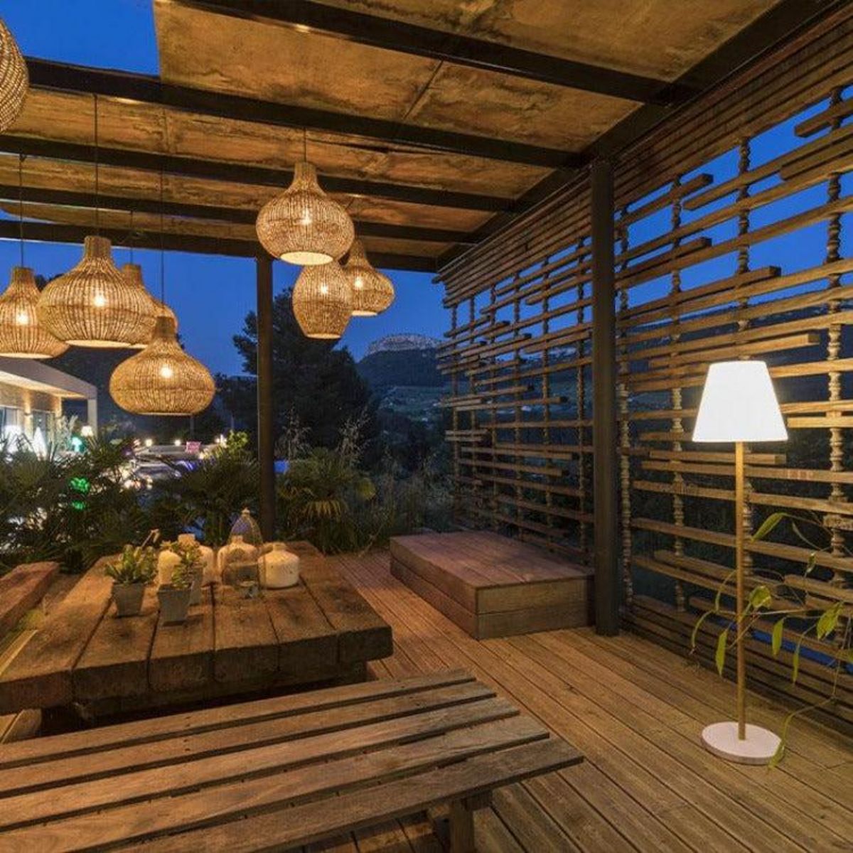 Lumisky Lampadaire solaire STANDY Bois Metal H150cm