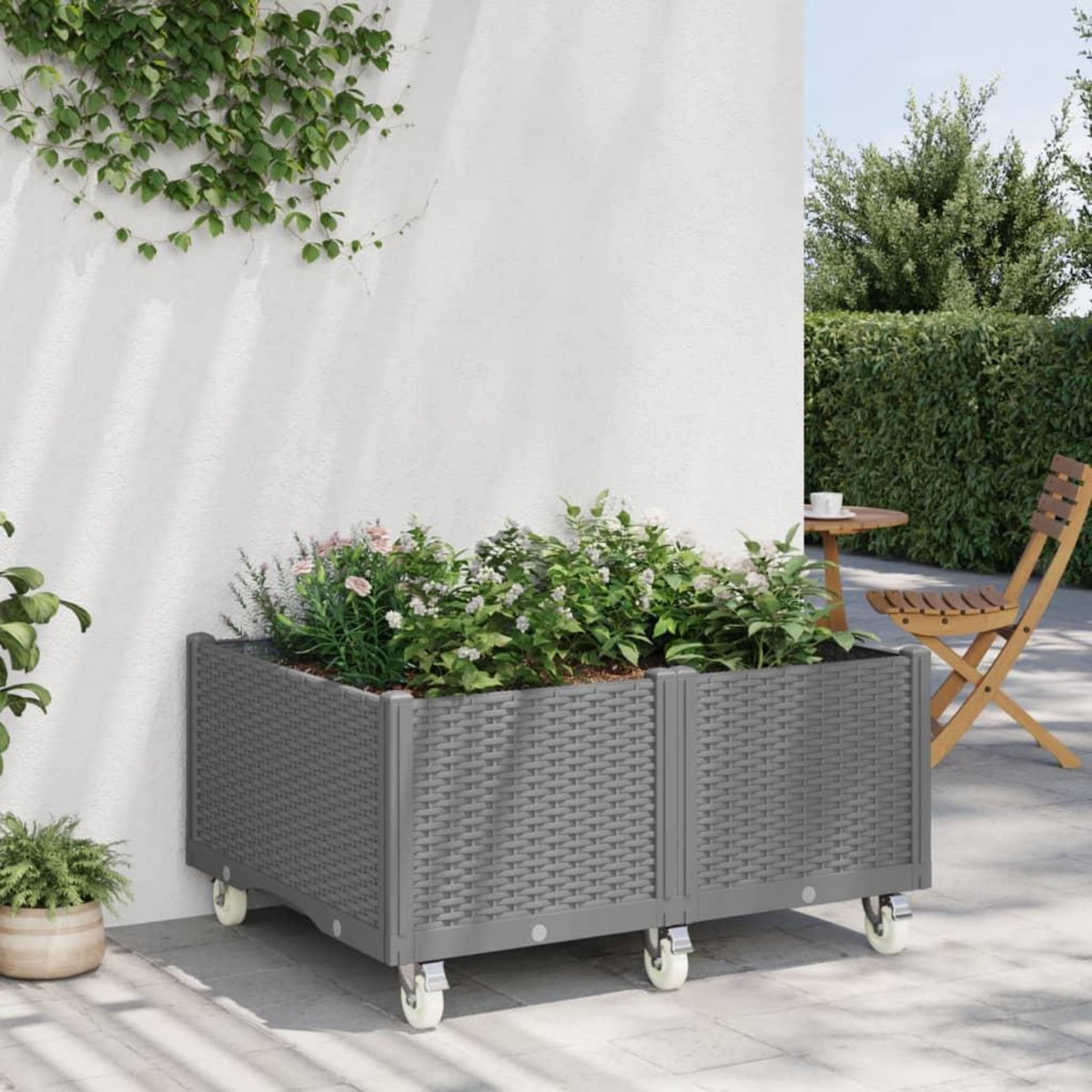 VIDAXL Jardiniere a roulettes gris clair 100x80x54 cm PP