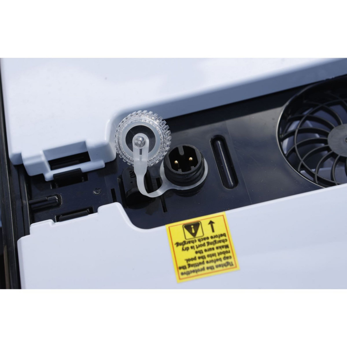 UBBINK Robot aspirateur piscine électrique -  120m² max - ROBOTCLEAN ACCU XL PRO