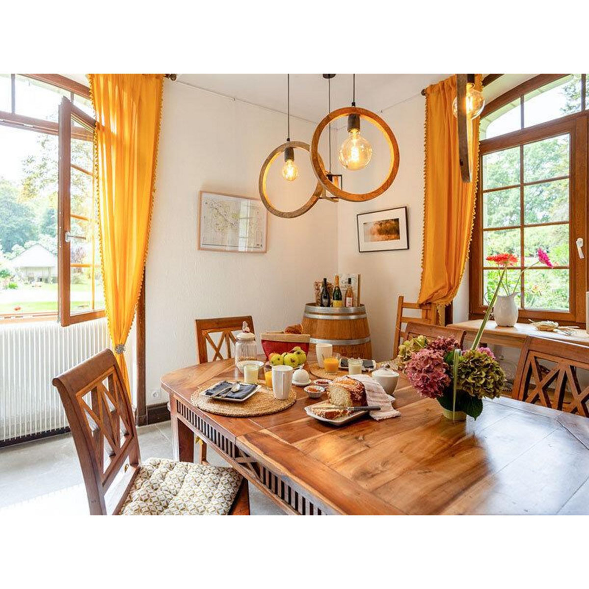 Smartbox Séjour de 3 jours avec dîner et balade à vélo près d'Angers - Coffret Cadeau Séjour