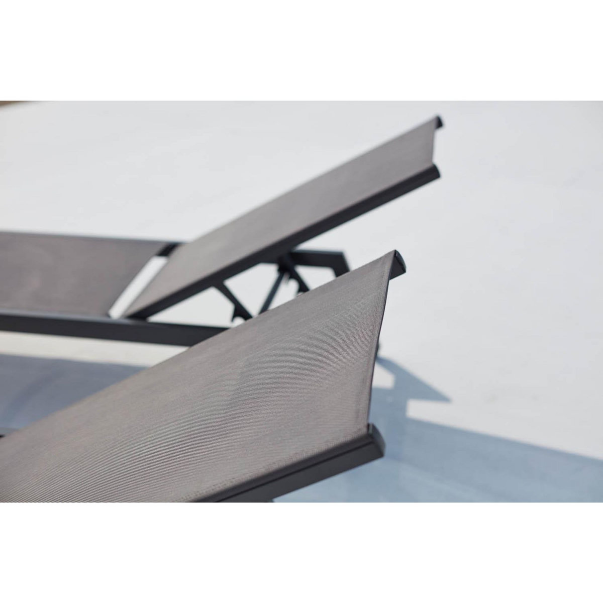 CONCEPT USINE Lot de 2 transats avec roulettes gris foncé PRATO