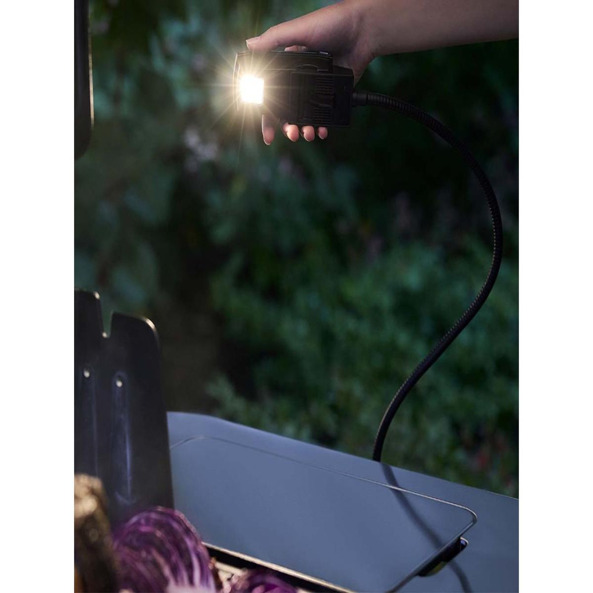 Voir la diapositive 3 : Weber Lampe flexible weber works