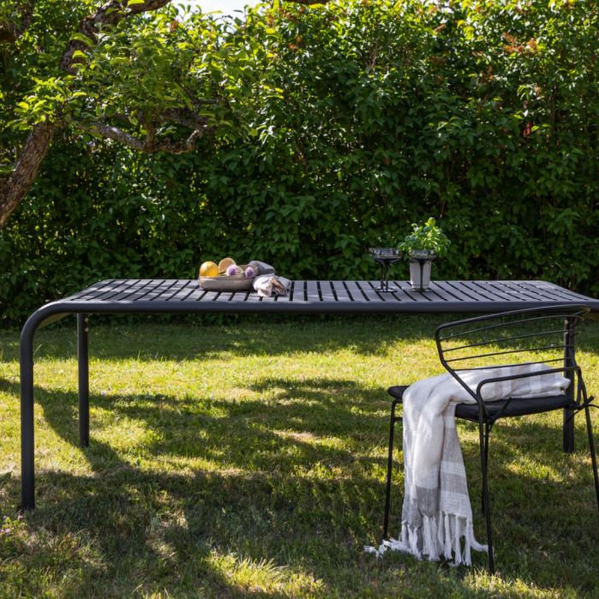 Paris Prix Table de Jardin Design  Borneo  200cm Noir