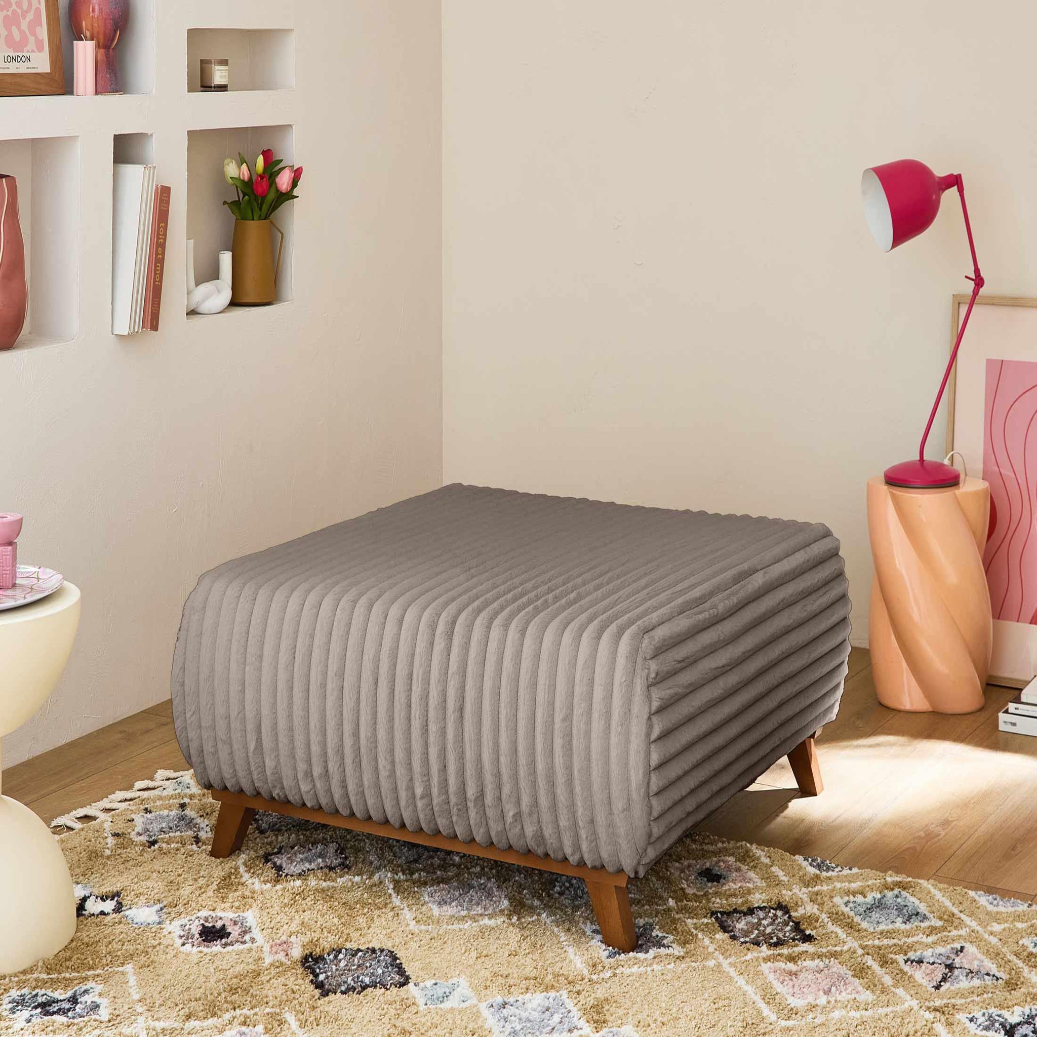 Voir la diapositive 5 : BEST MOBILIER Cristal - pouf modulable - 95 cm - en fausse fourrure côtelée
