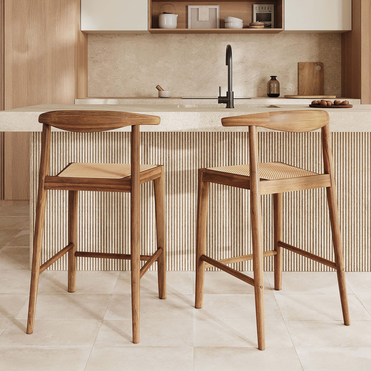 Rendez vous déco Lot de 2 chaises pour îlot central 64 cm en teck vernis et cannage-Alia