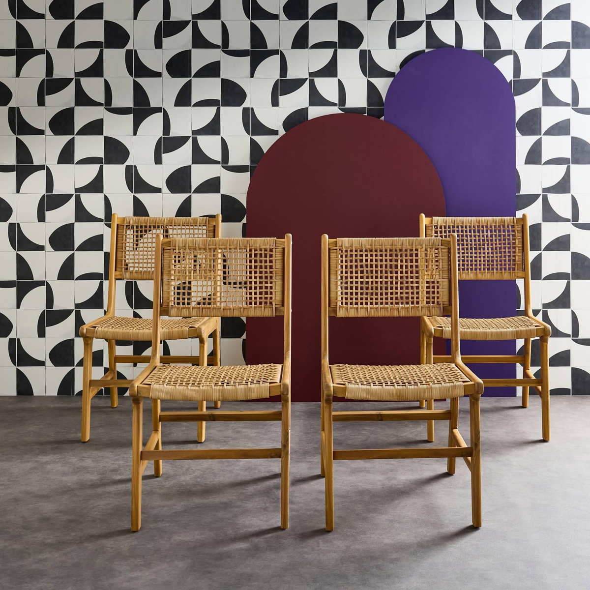 SWEEEK Lot de 4 chaises de jardin Ocara. cannage et bois. L 61 x 51 x 85cm