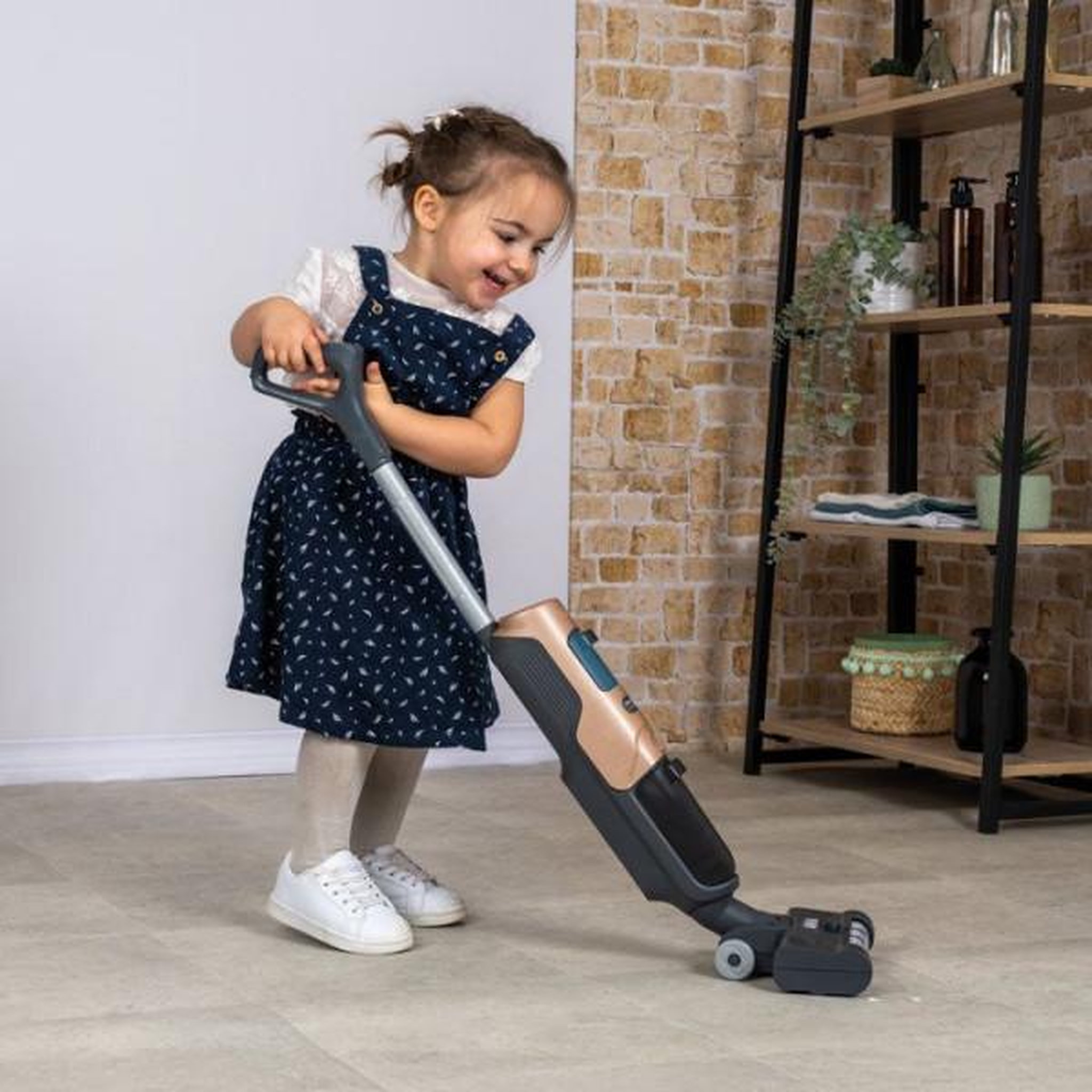 Voir la diapositive 2 : SMOBY Smoby - Rowenta X-Clean 4 Aspirateur Laveur - Des 3 ans - Fabriqué en France