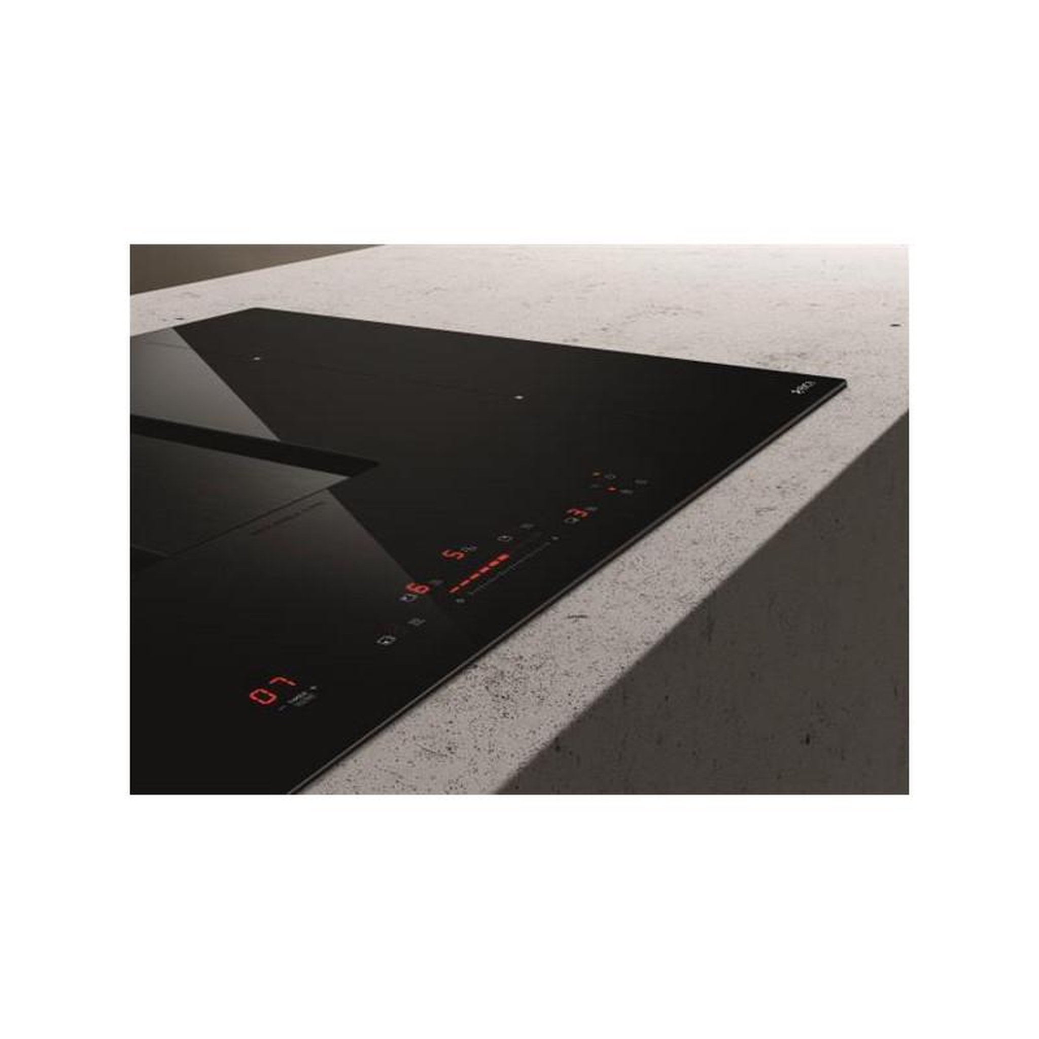 Voir la diapositive 3 : ELICA Table de cuisson aspirante induction 60cm 4 feux 7400w noir - prf0196211