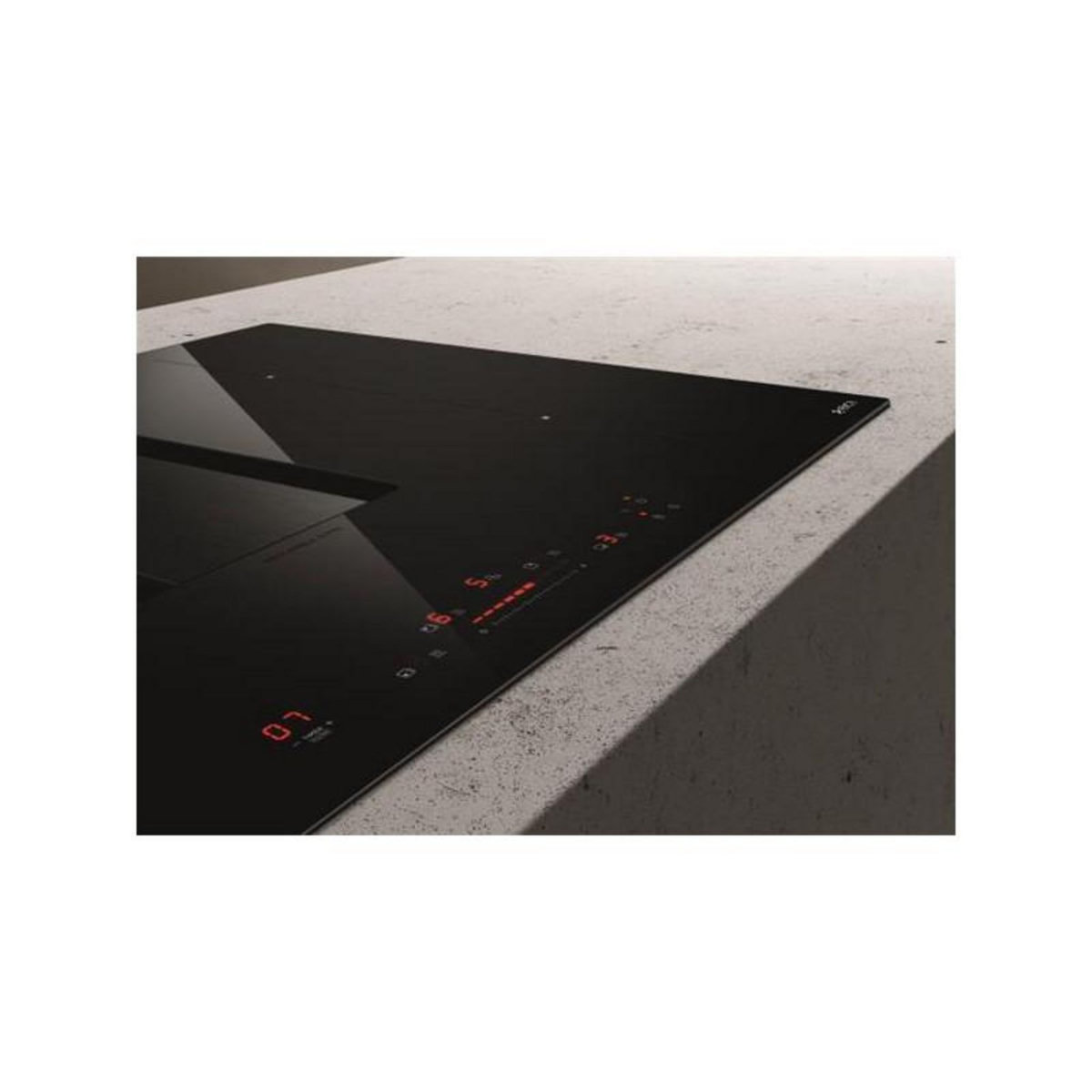 ELICA Table de cuisson aspirante induction 60cm 4 feux 7400w noir - PRF0196211