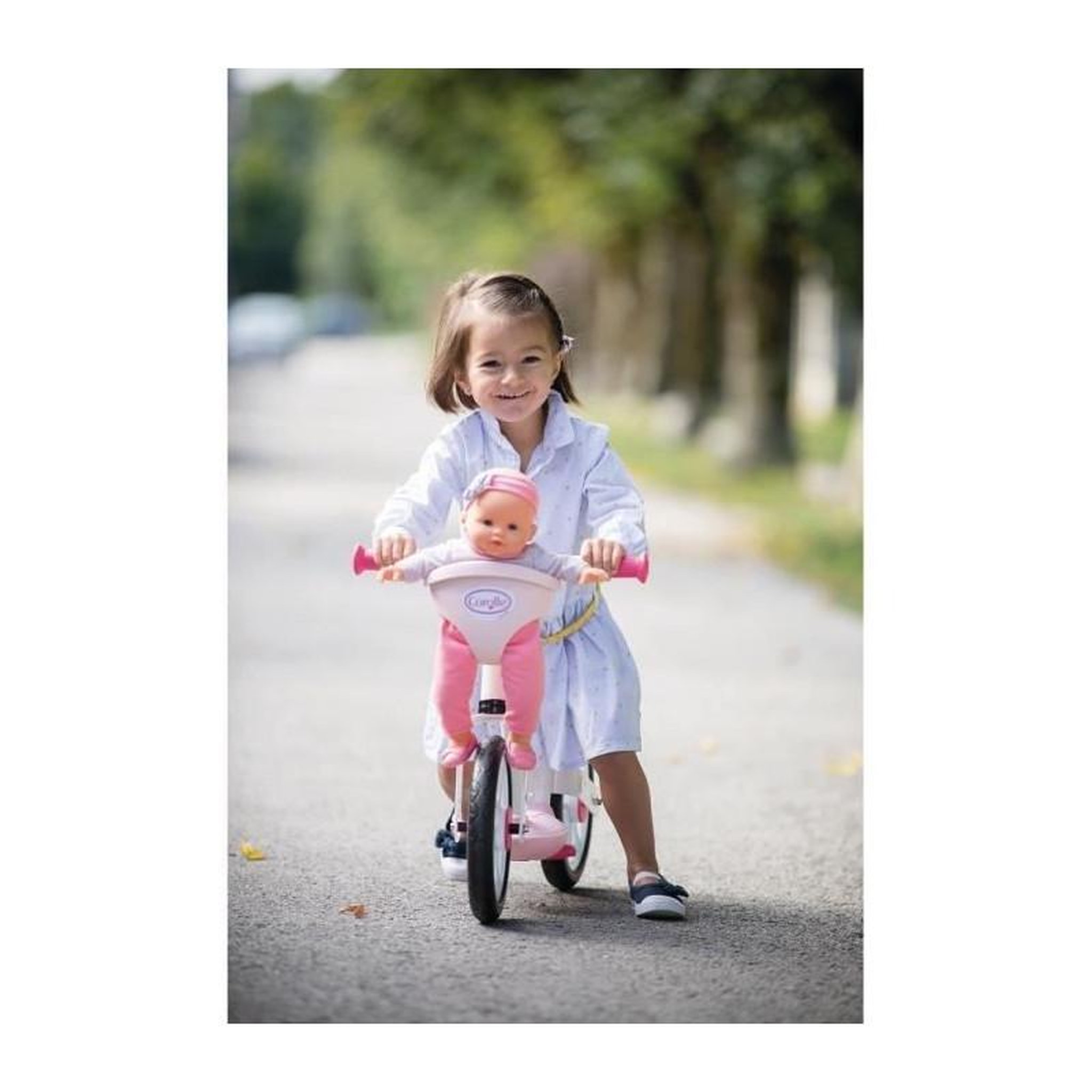 Voir la diapositive 2 : SMOBY COROLLE Porteur Scooteur + Porte Poupon