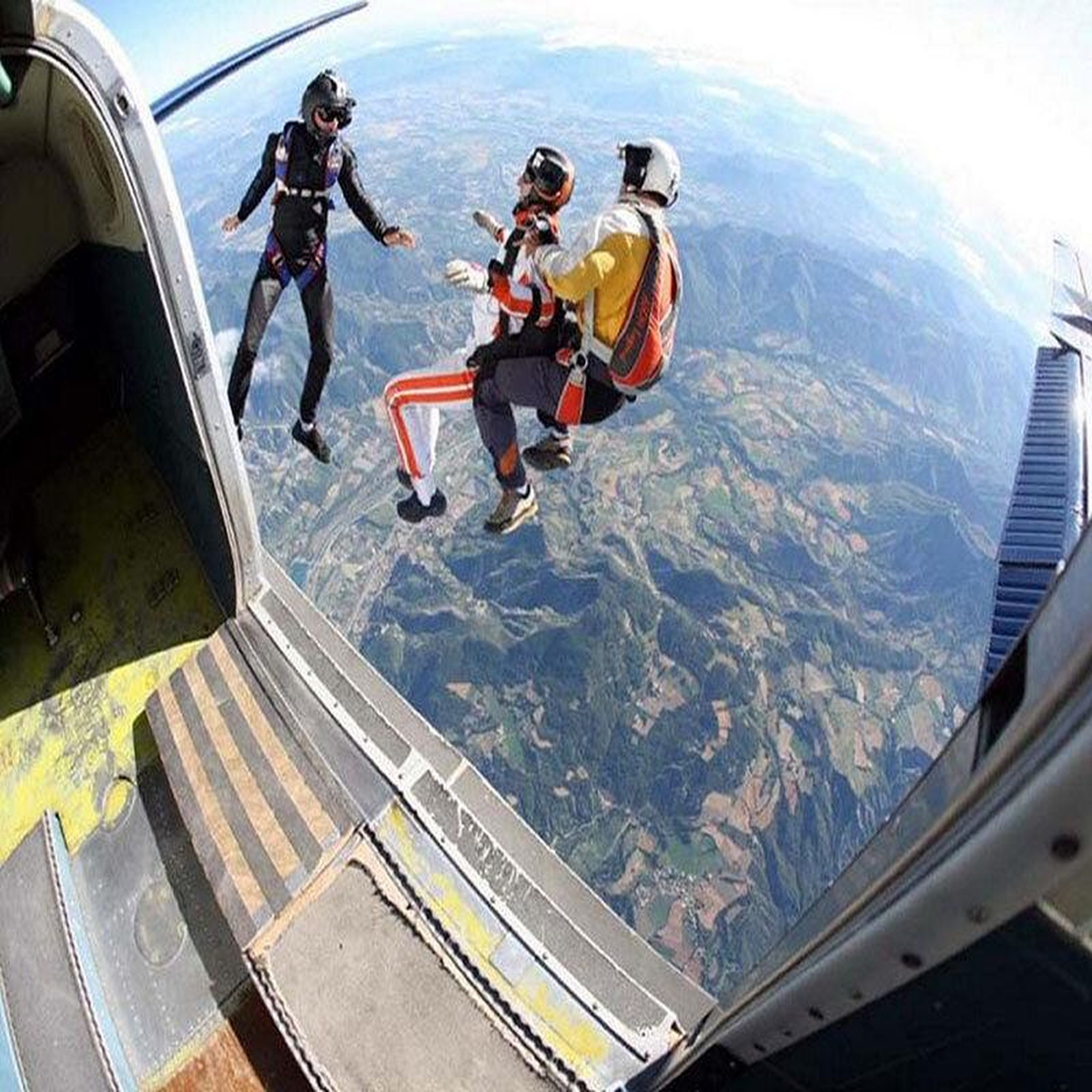 Voir la diapositive 3 : Smartbox Saut en parachute exceptionnel près de gap - coffret cadeau sport & aventure