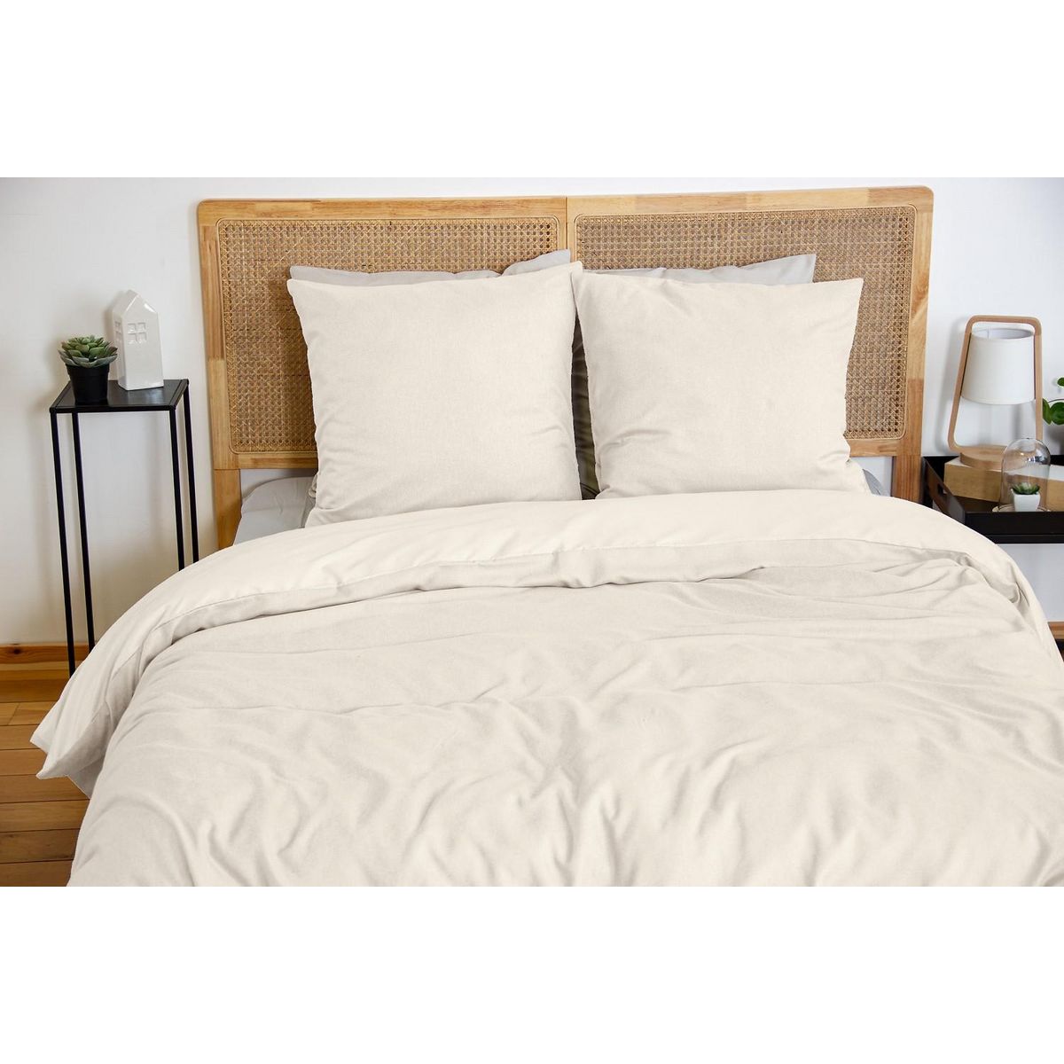 Home collection Parure housse de couette 3pcs 240x220 100% microfibre effet flanelle - creme