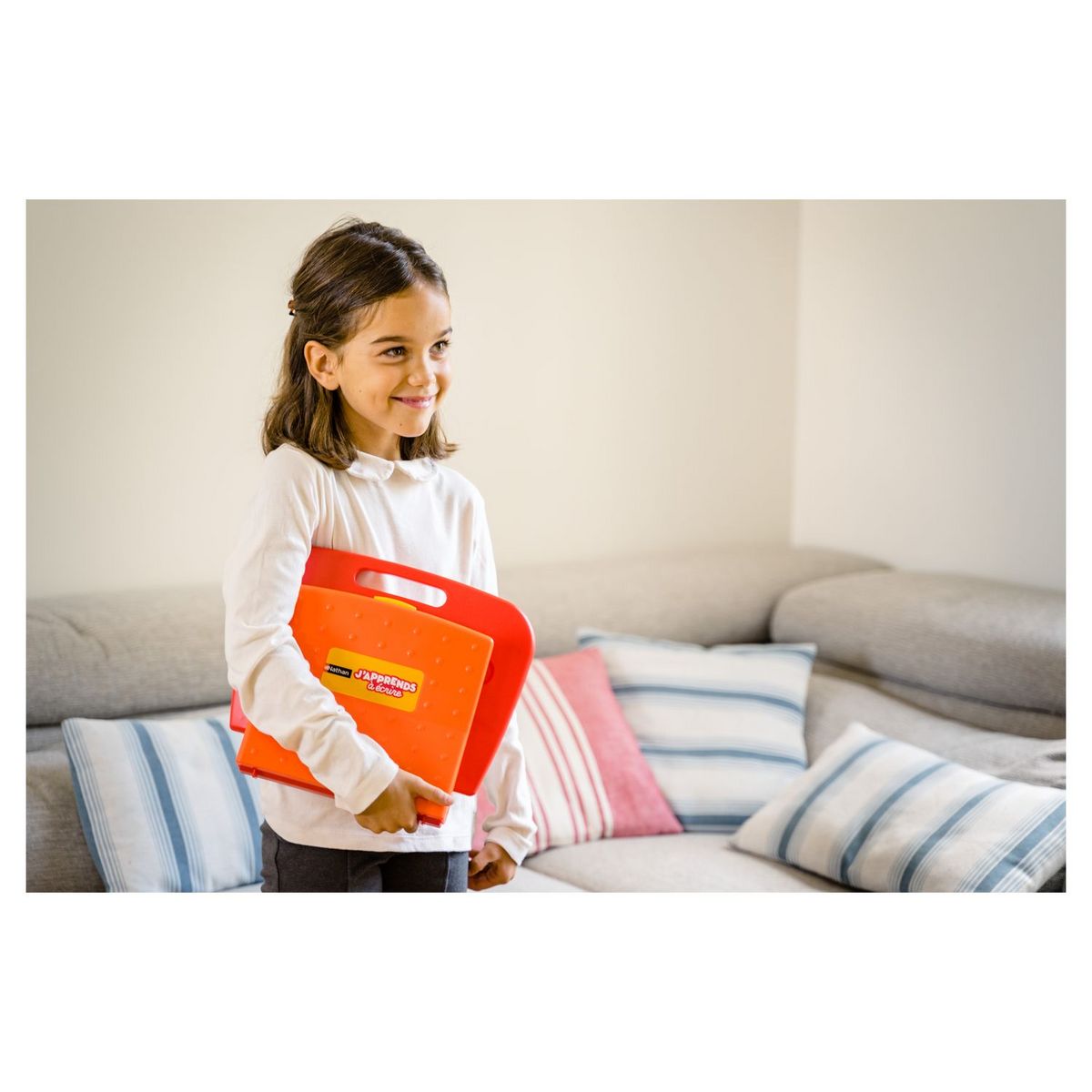 NATHAN J'apprends à écrire