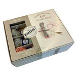 MA BOX CROCHET DIY LE PETIT LAPIN. AVEC 3 FILS DE COULEUR 100% COTON, 1 CROCHET, DU REMBOURRAGE, ET 1 LIVRE, Bayard Marie-Noëlle