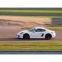 Voir la diapositive 2 : Smartbox Stage de pilotage : 2 tours sur le circuit de Lohéac en Porsche Cayman S 718 - Coffret Cadeau Sport & Aventure