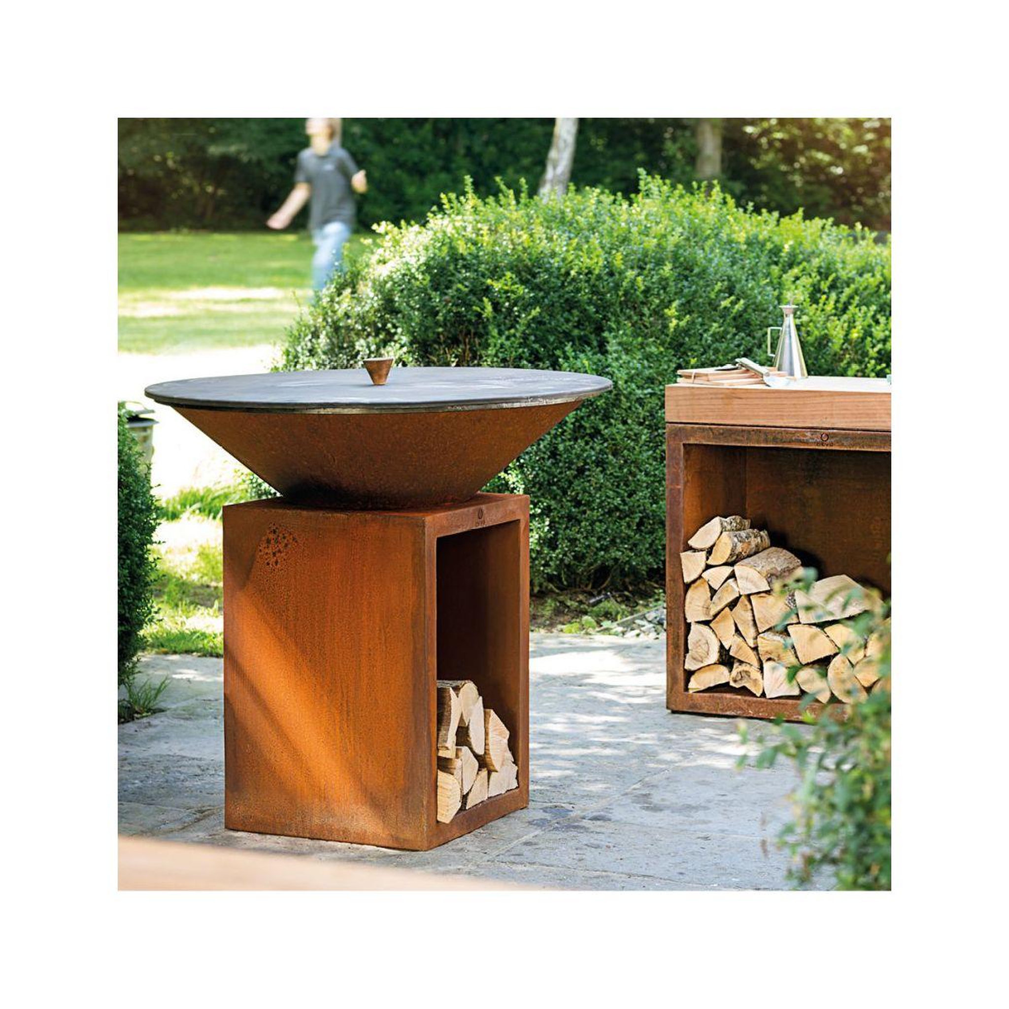 Voir la diapositive 2 : OFYR Couvercle barbecue cover black 85