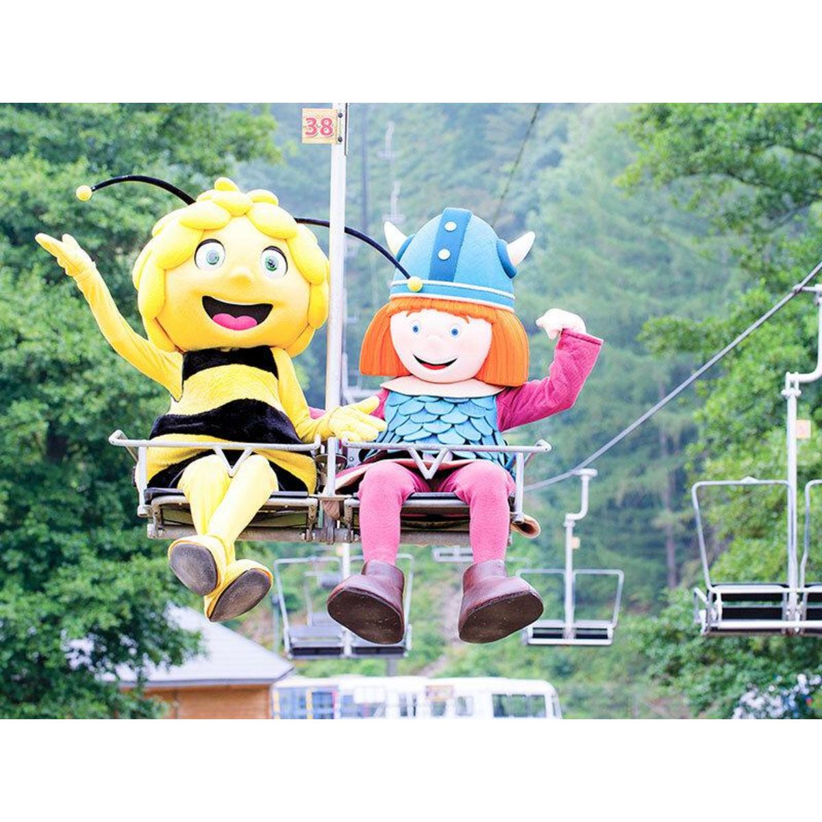 Smartbox Accès à Plopsa Coo à Stavelot pour 3 personnes - Coffret Cadeau Multi-thèmes