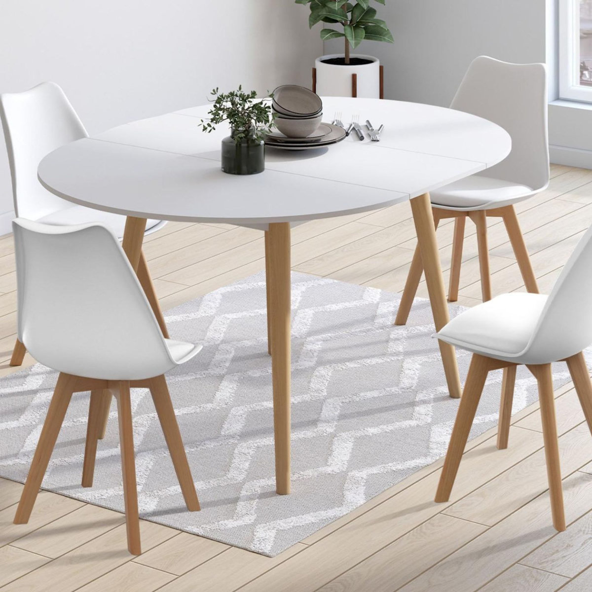 ID MARKET Ensemble table à manger extensible ronde ANGELA blanc pied bois 110 - 150 cm et 4 chaises SARA blanches