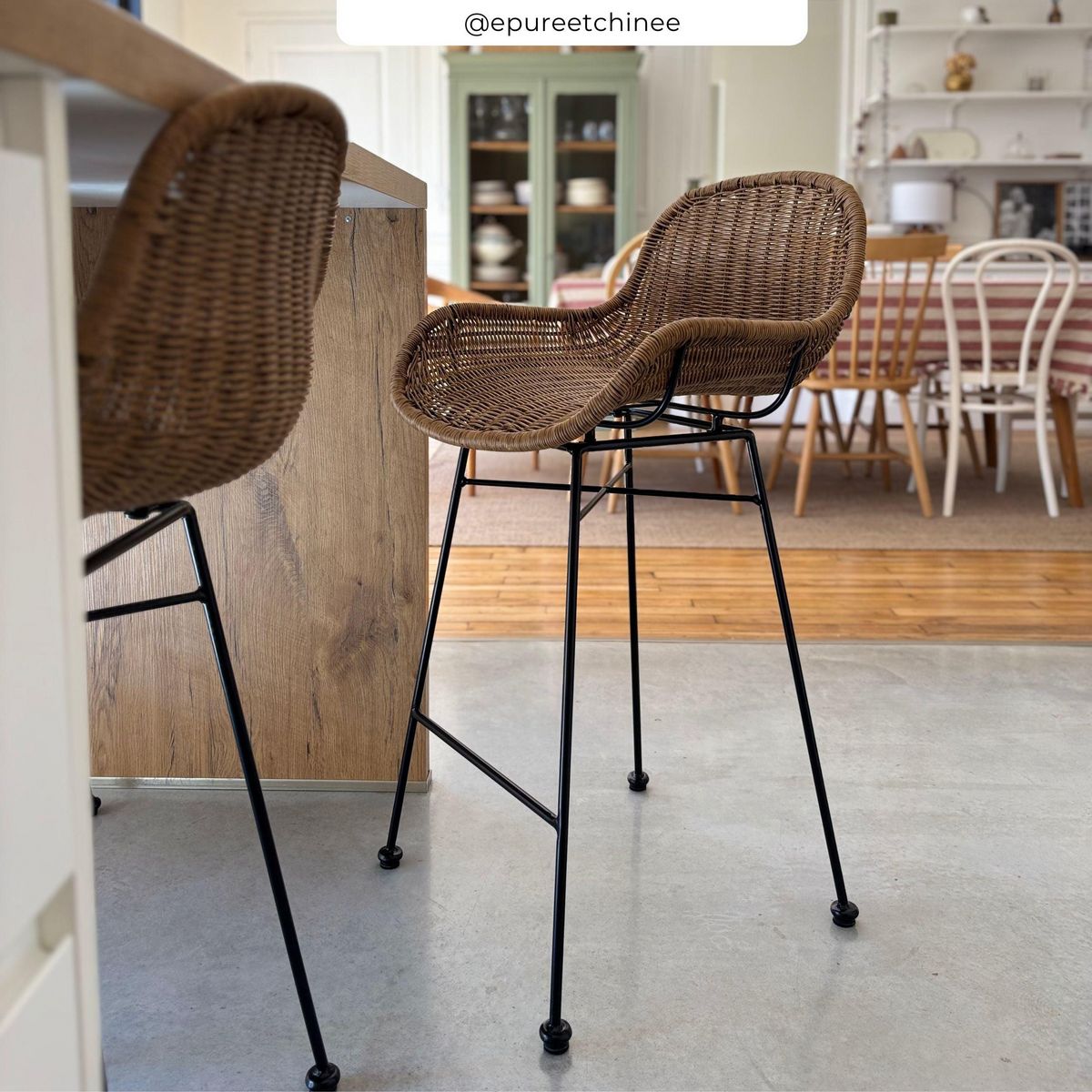 Rendez vous déco Lot de 2 chaises pour îlot central 65 cm en résine tressée naturelle - Carmela