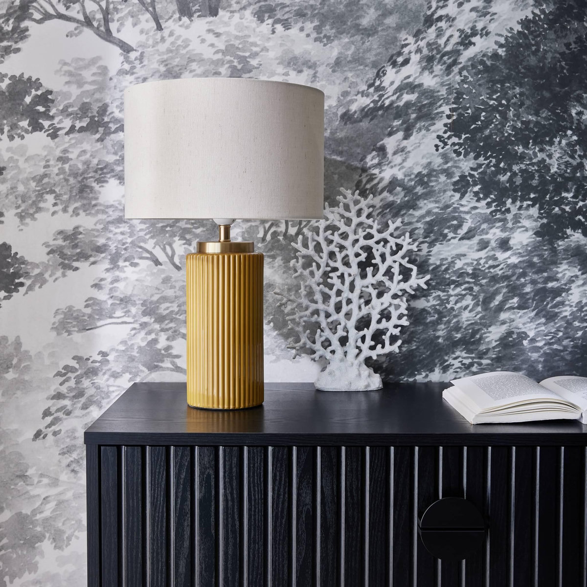 SWEEEK Commode 3 tiroirs effet bois rainuré noir BAZALT