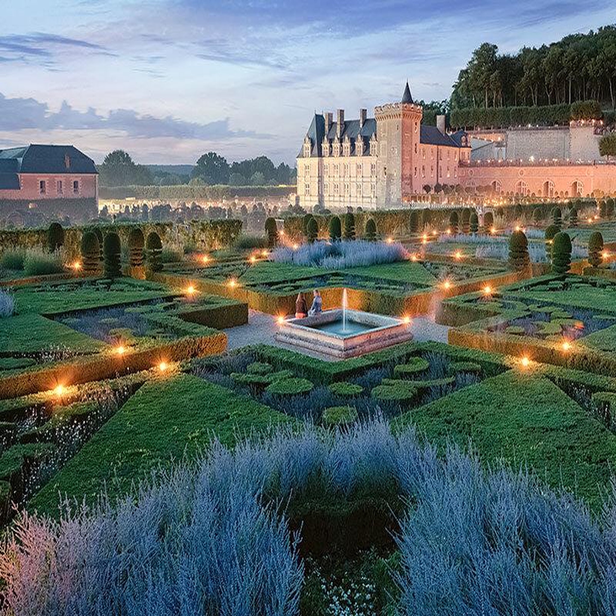 Voir la diapositive 3 : Smartbox Château de Villandry près de Tours en famille : 2 entrées adulte et 1 entrée jeune - Coffret Cadeau Sport & Aventure