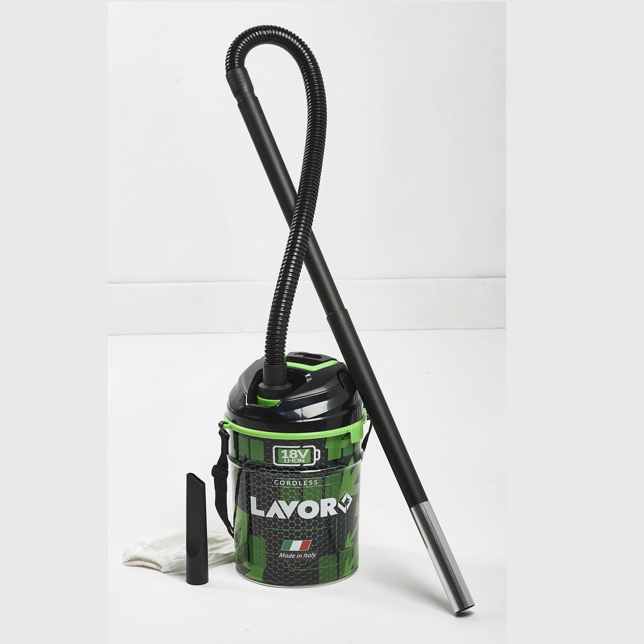 Voir la diapositive 2 : LAVOR Aspirateur sans fil 18V - Poussière, cendres et souffleur