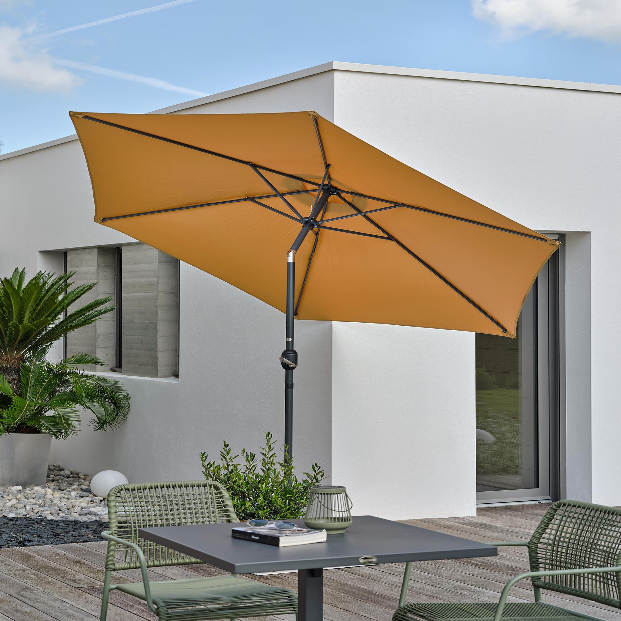 Voir la diapositive 3 : DCB GARDEN Parasol à manivelle en aluminium  et toile