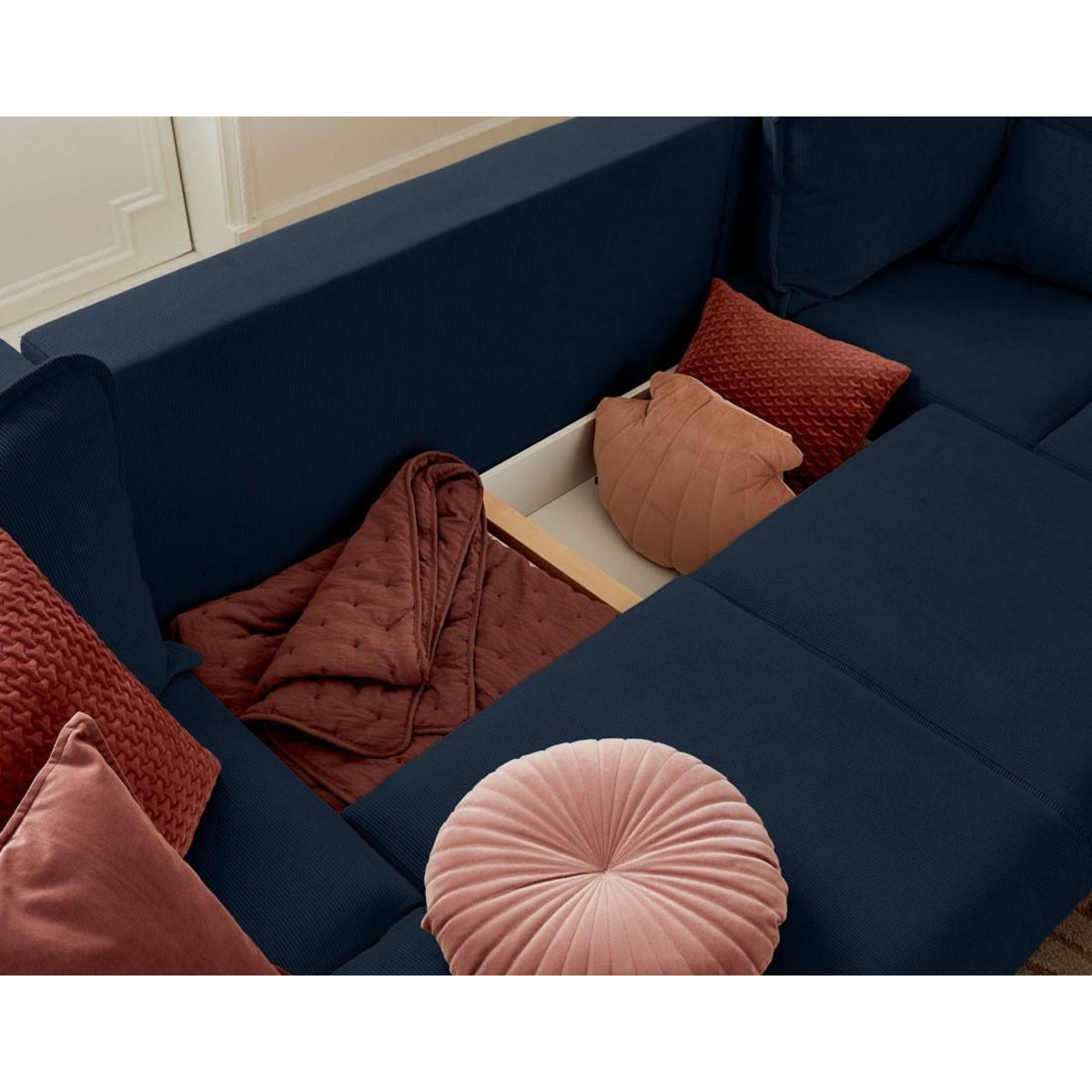 LISA DESIGN Albane - canapé panoramique en u - 7 places - convertible avec coffre - en velours côtelé