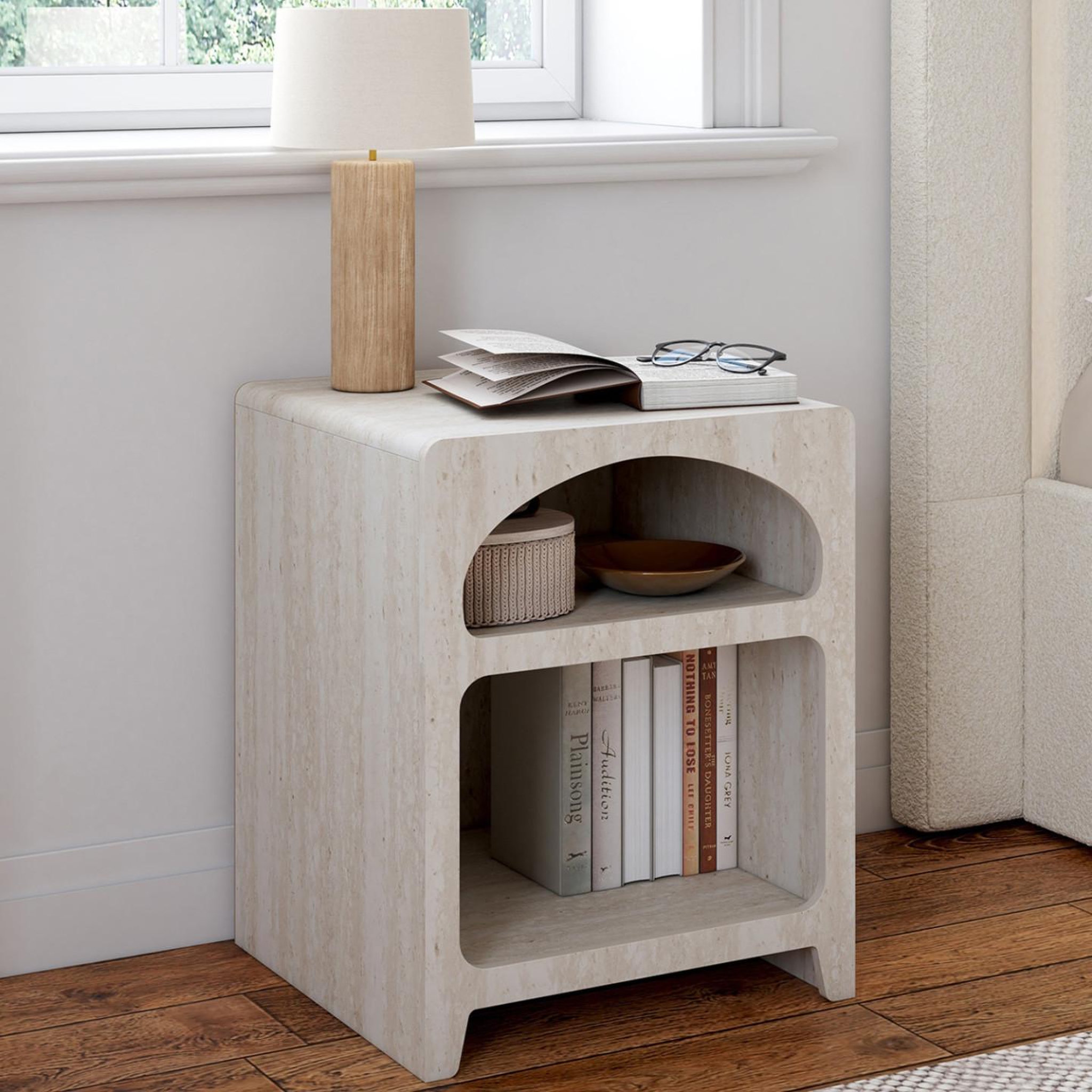 Voir la diapositive 2 : ID MARKET Lot de 2 tables de chevets organiques alesia beige effet marbre 2 compartiments