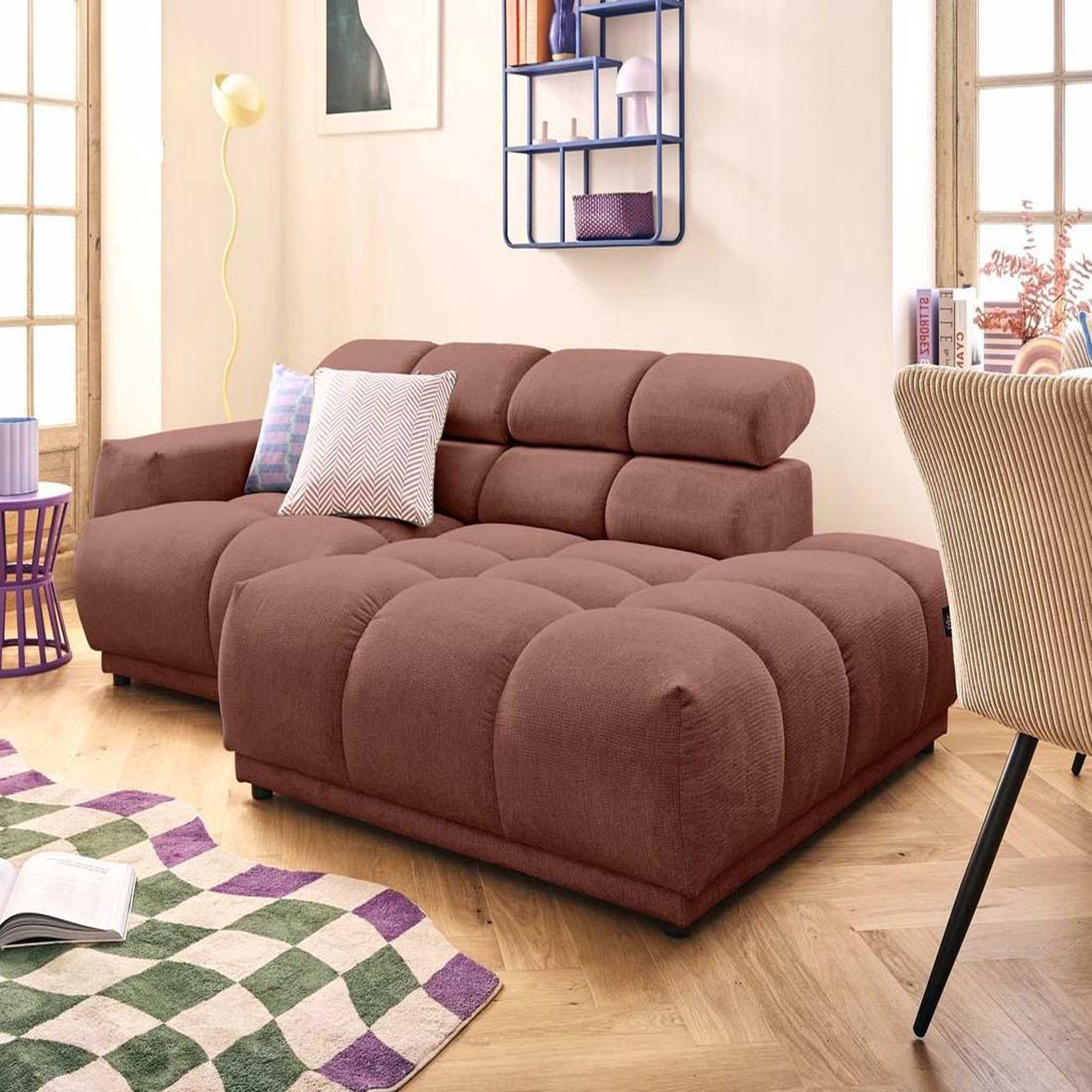 Voir la diapositive 4 : LISA DESIGN Matera - canapé d'angle droit 4 places avec têtières réglables en tissu texturé