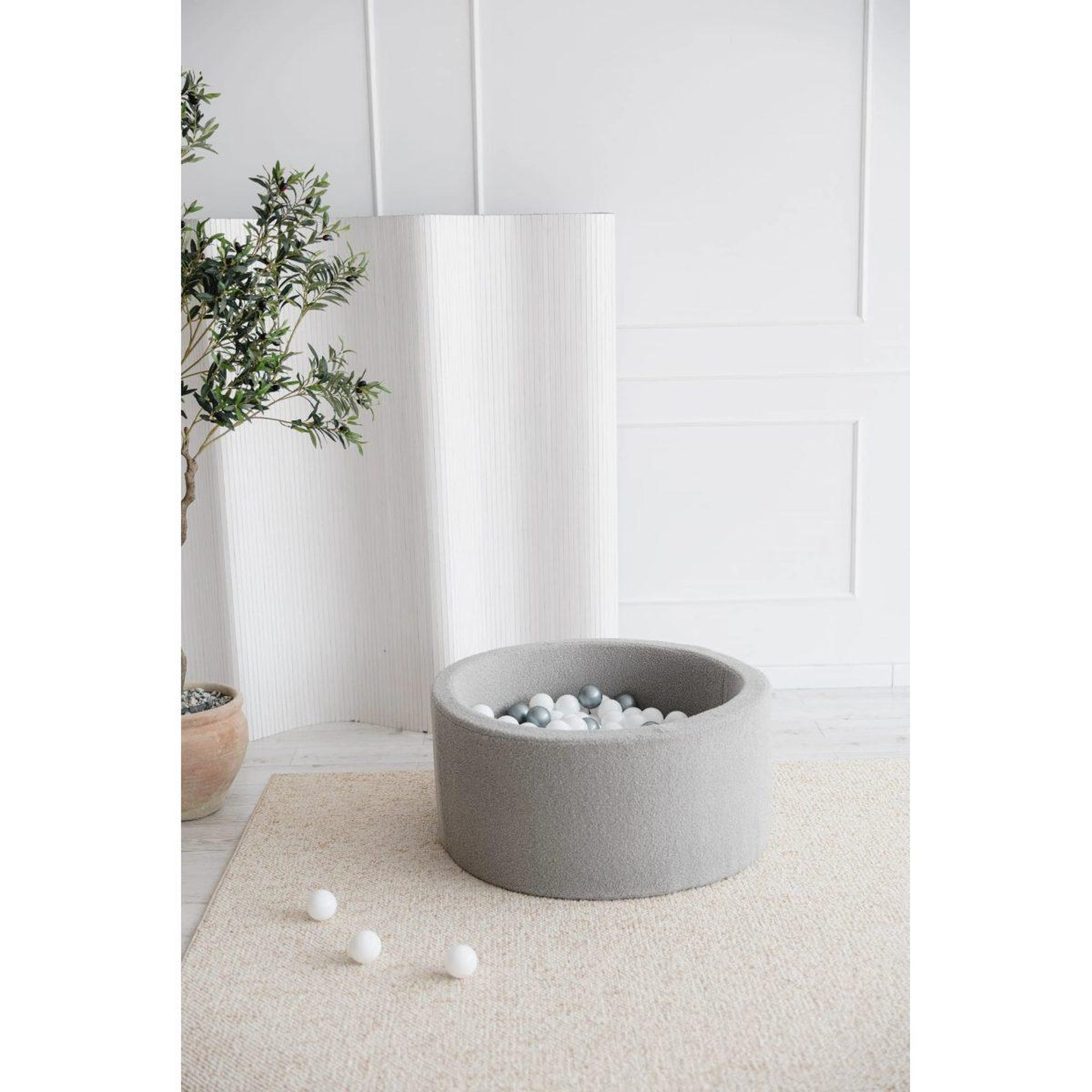 Voir la diapositive 2 : MONIO FOR KIDS Piscine à balles ronde 90 x 40 cm avec 300 balles — Gris