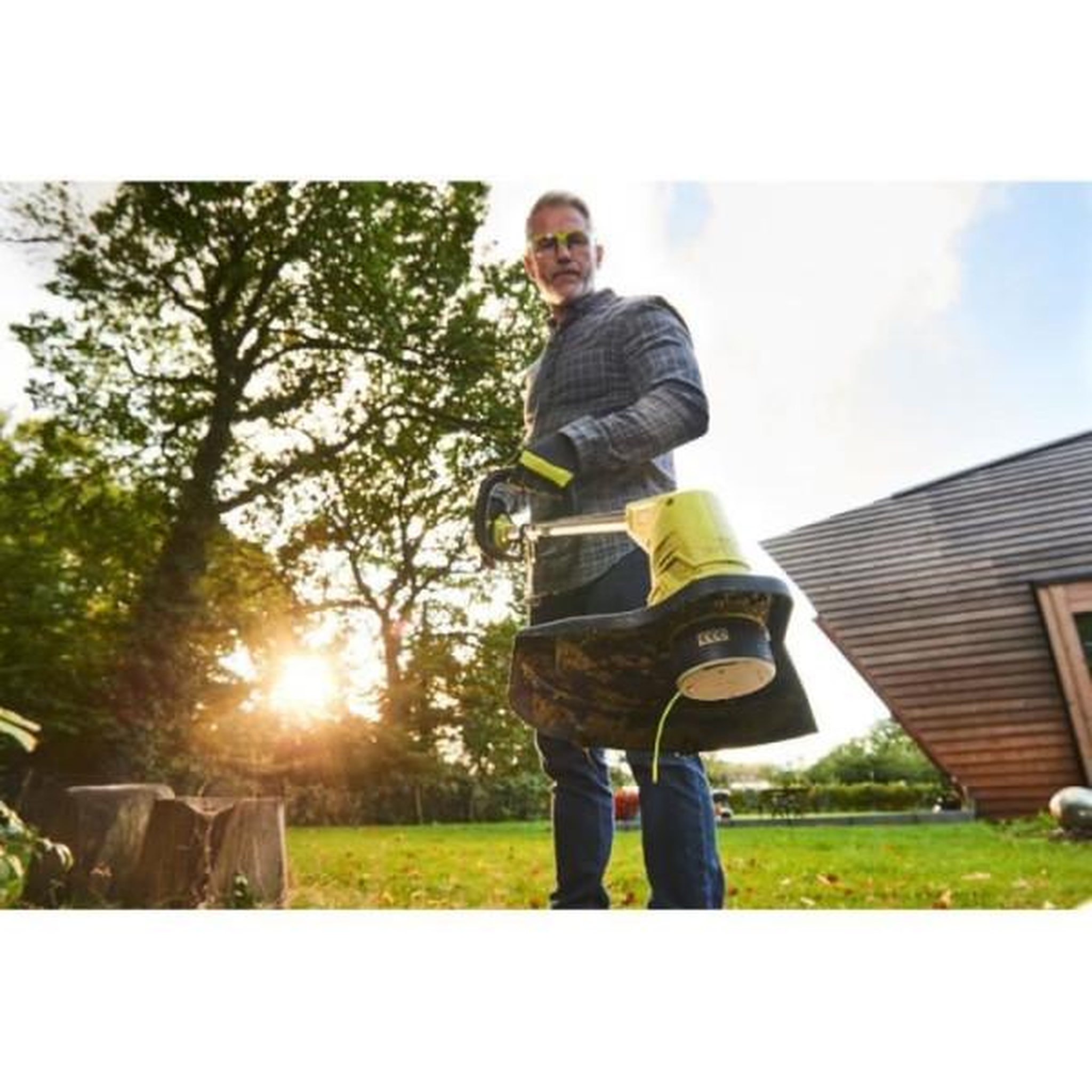 Voir la diapositive 3 : Ryobi RYOBI - Coupe-bordures 36V MAXPOWER - Ø coupe 28-33 cm - Ø fil 1 x 2,0 mm - vendu sans batterie ni chargeur - RY36LT33A-0