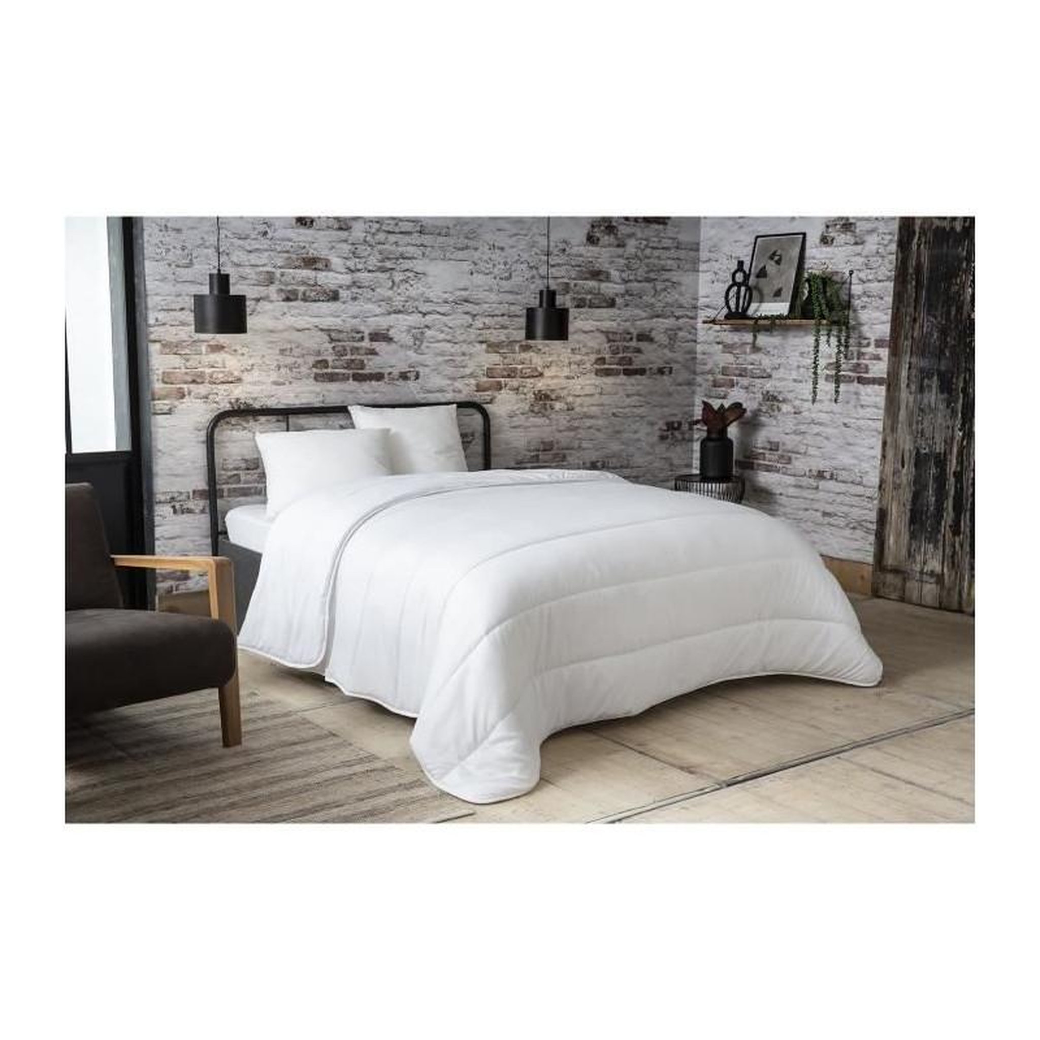 Voir la diapositive 2 : ABEIL Couette Douceur Auvergnate - 140 x 200 cm - Chaude - 1 personne - ABEIL