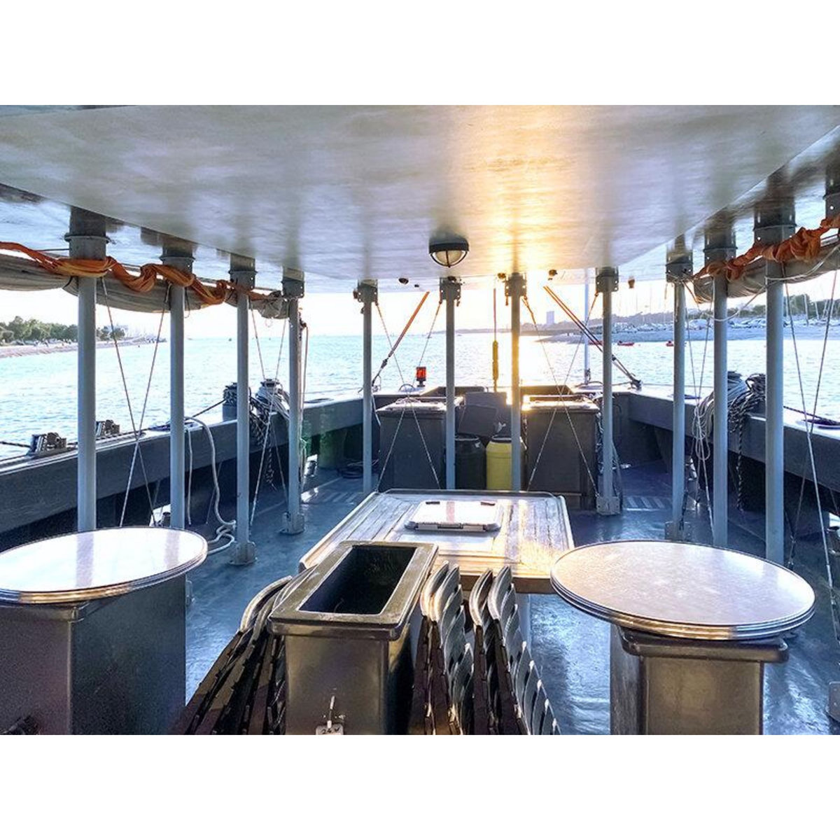 Smartbox Balade de 3h à bord d'un ancien voilier de course au large de La Rochelle - Coffret Cadeau Sport & Aventure